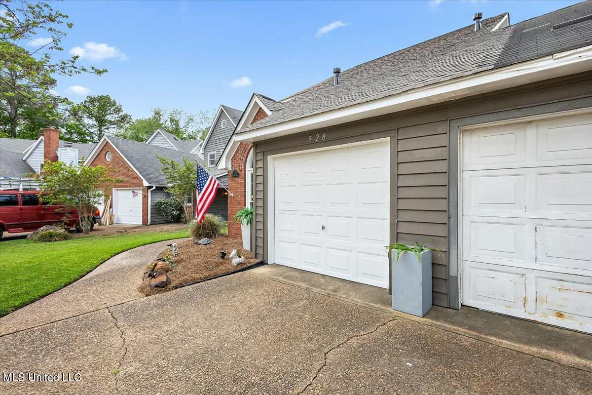 528 Boardwalk Boulevard, Ridgeland, Mississippi image 3