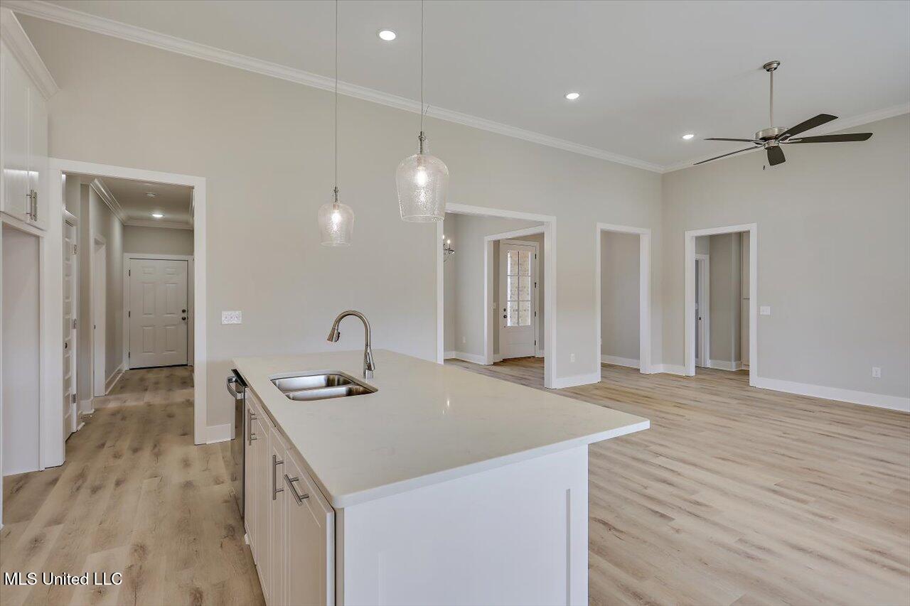 1018 Kensington Drive, Flowood, Mississippi image 12
