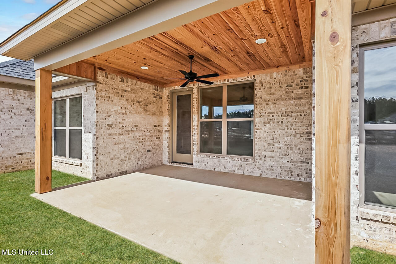 1018 Kensington Drive, Flowood, Mississippi image 31