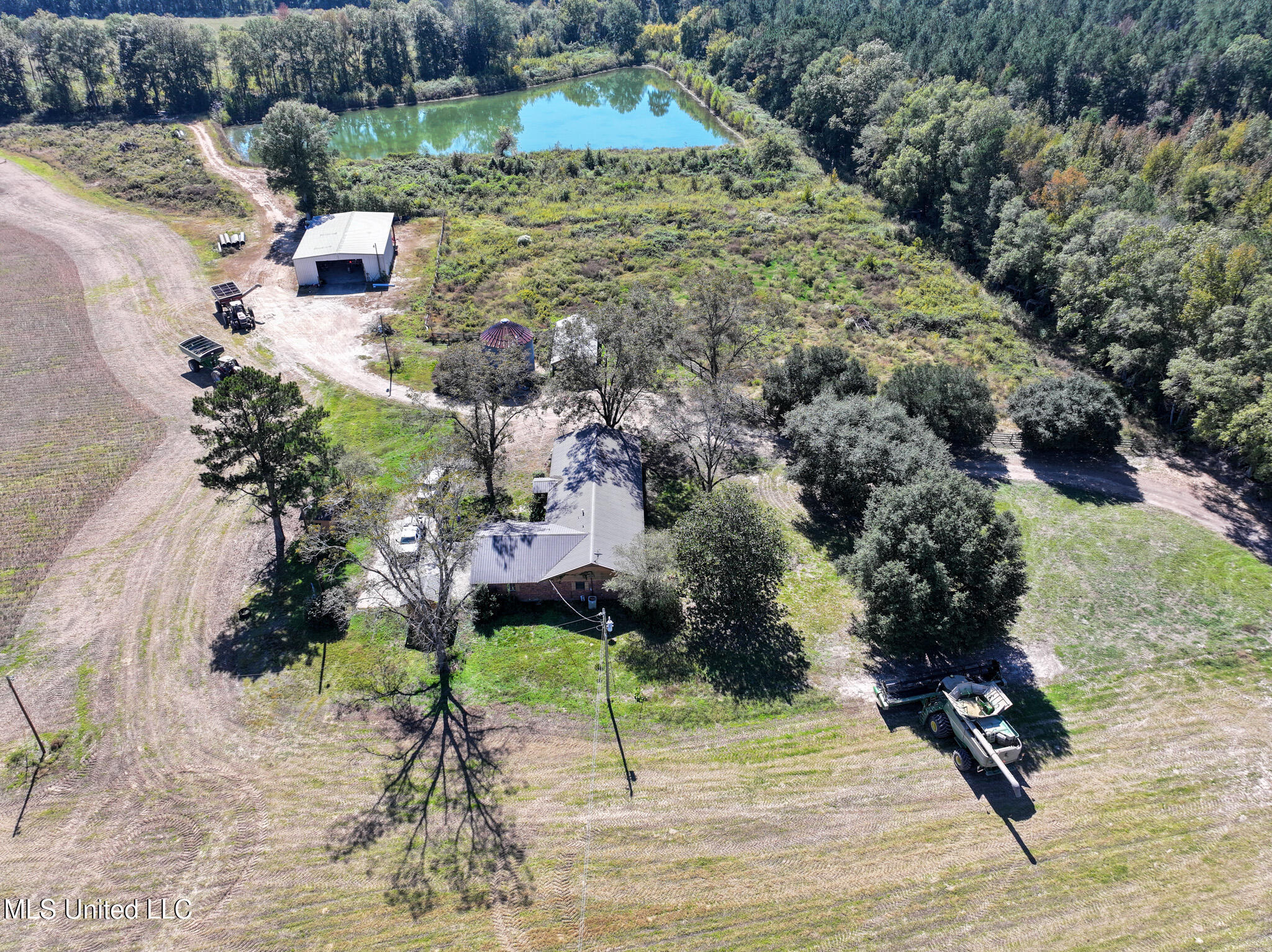 2088 Swamp Lane, Hazlehurst, Mississippi image 9