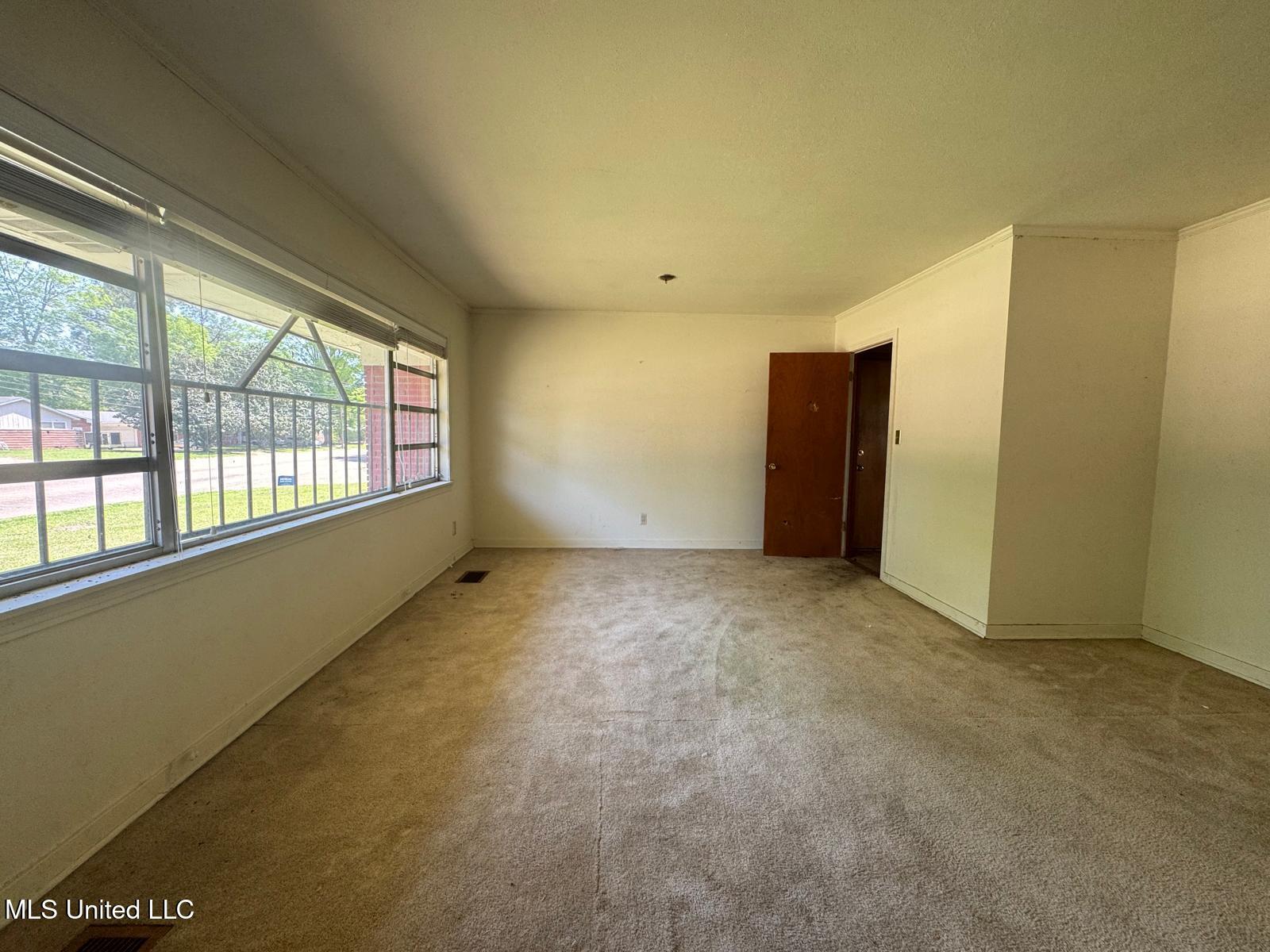 1053 Ellis Avenue, Jackson, Mississippi image 3