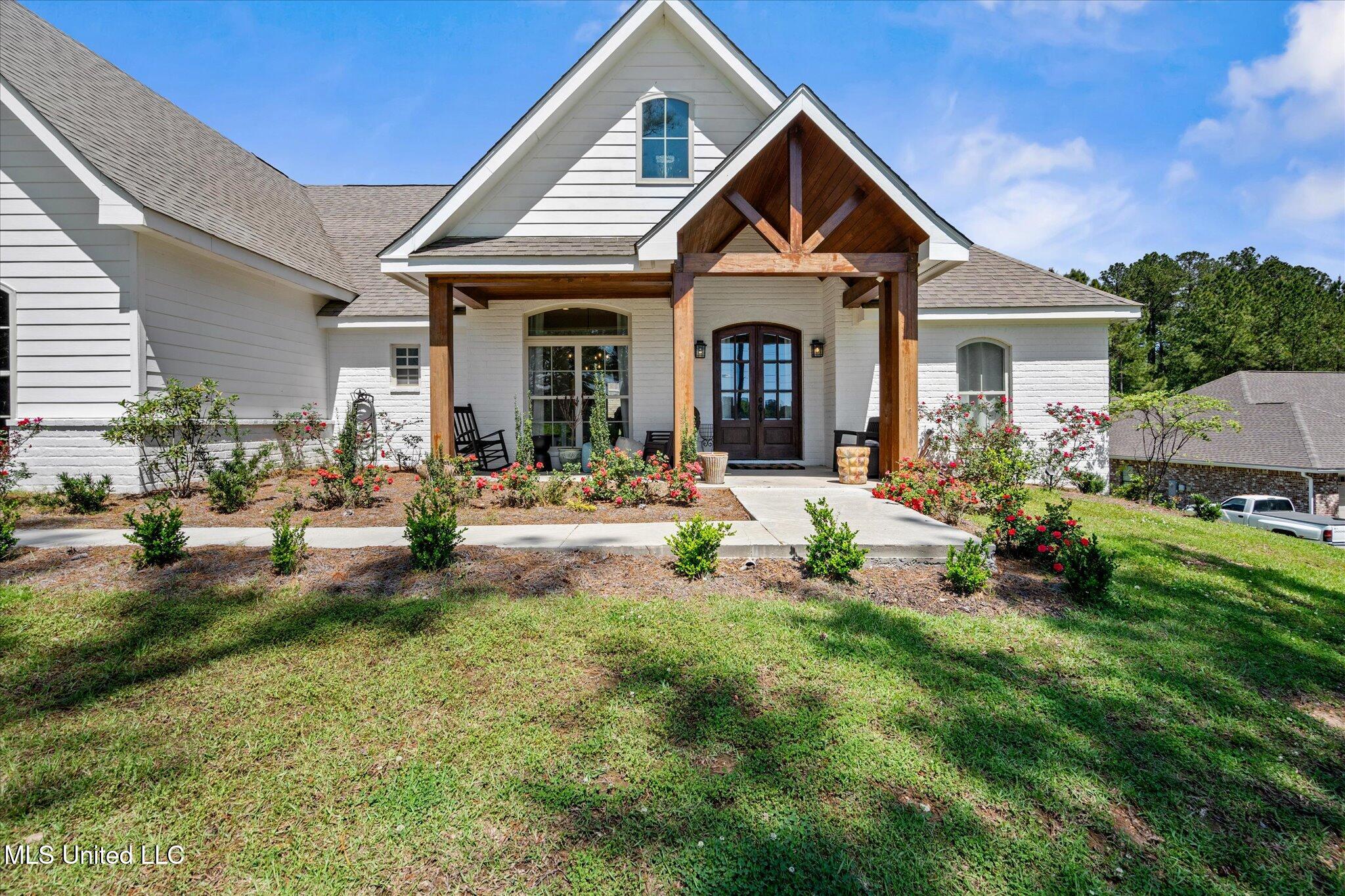 19 Edgewater Point, Hattiesburg, Mississippi image 2