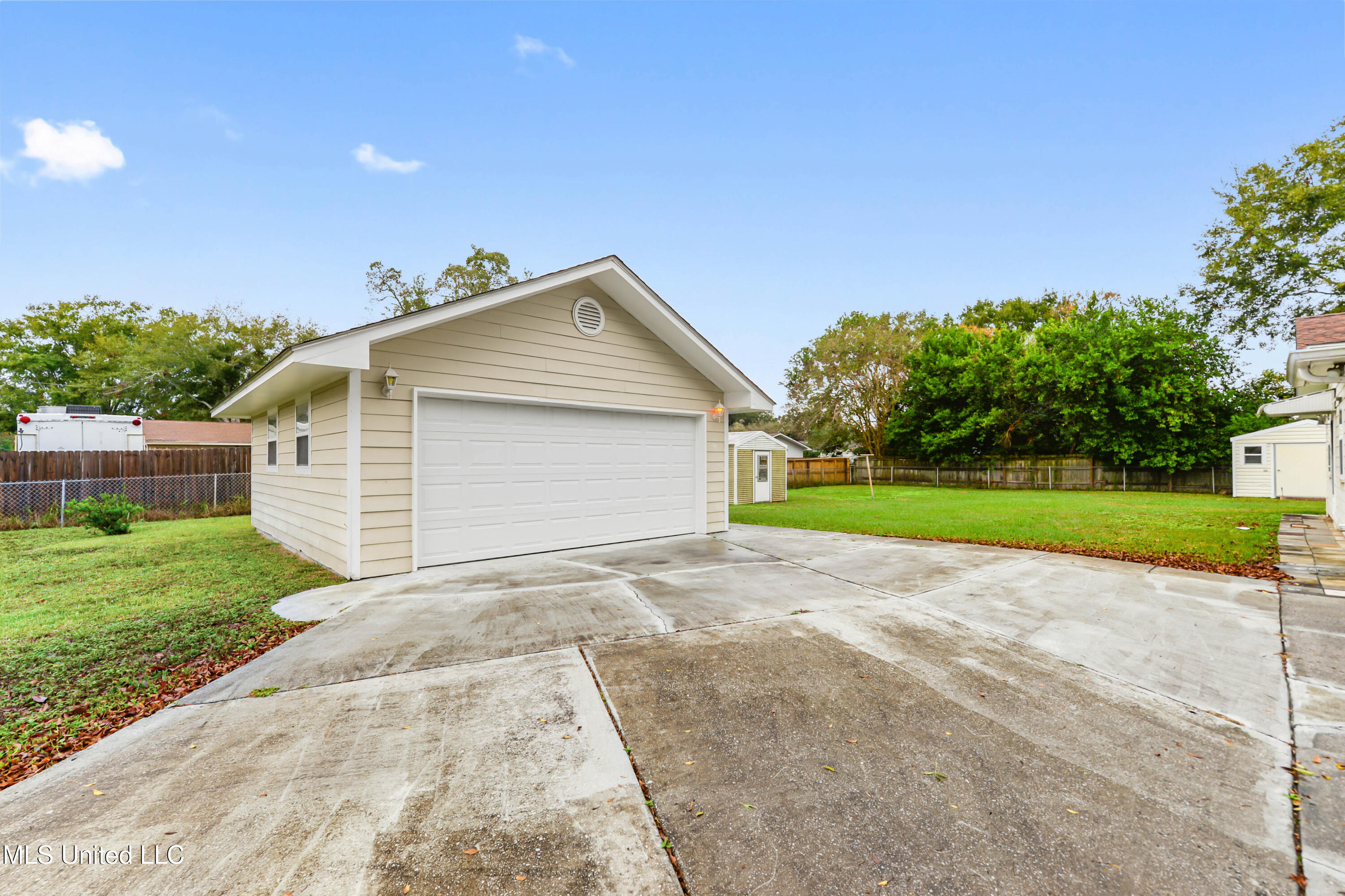 333 Tanglewood Drive, Biloxi, Mississippi image 20