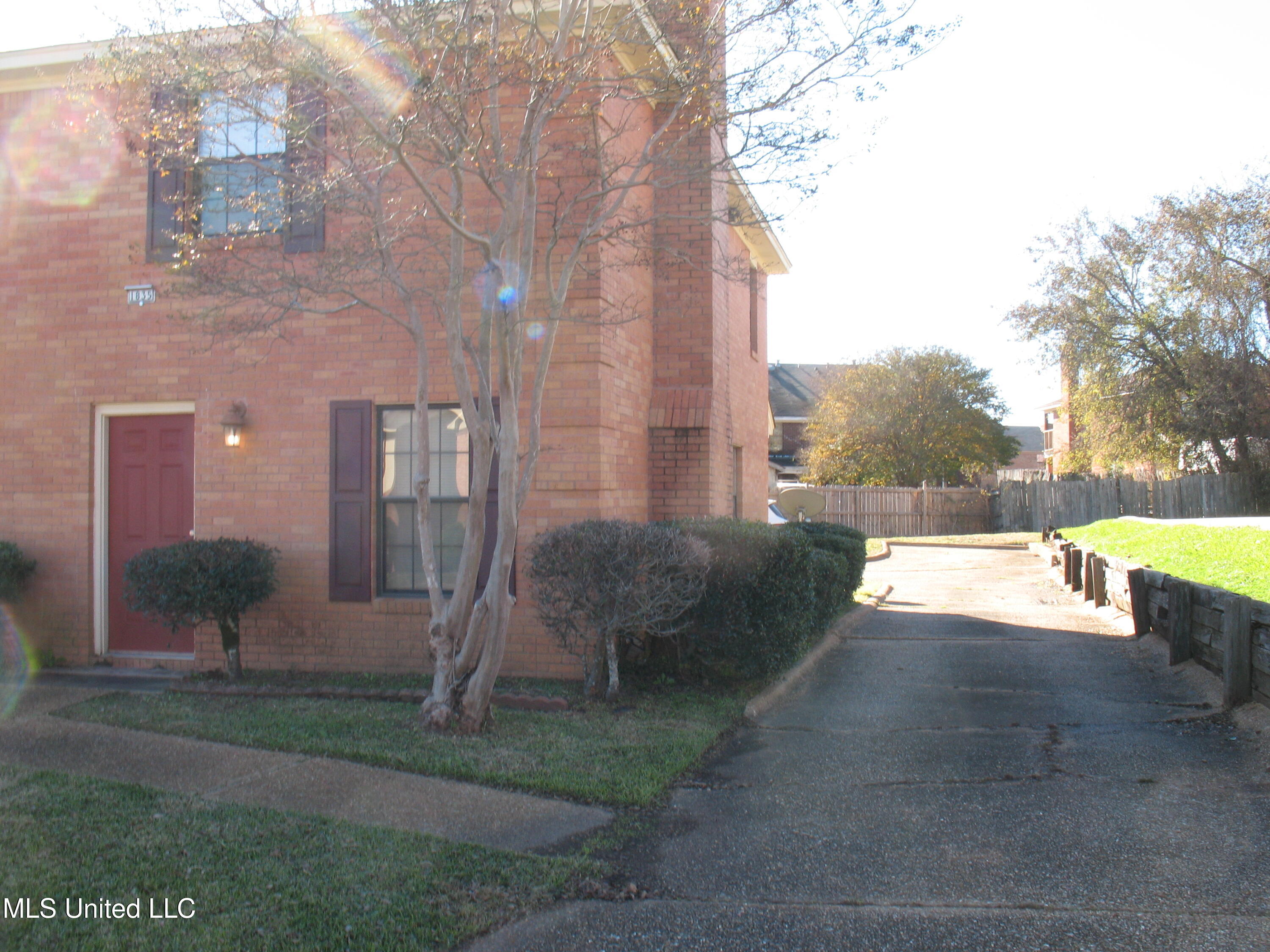 1835 N Allerton Boulevard #B, Ridgeland, Mississippi image 2