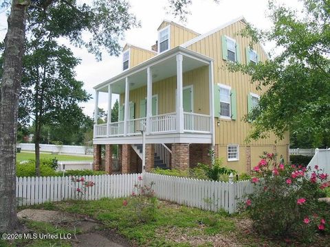 Homes For Sale - 11 Devils Elbow<br/> Hancock County, Diamondhead, MS 39525