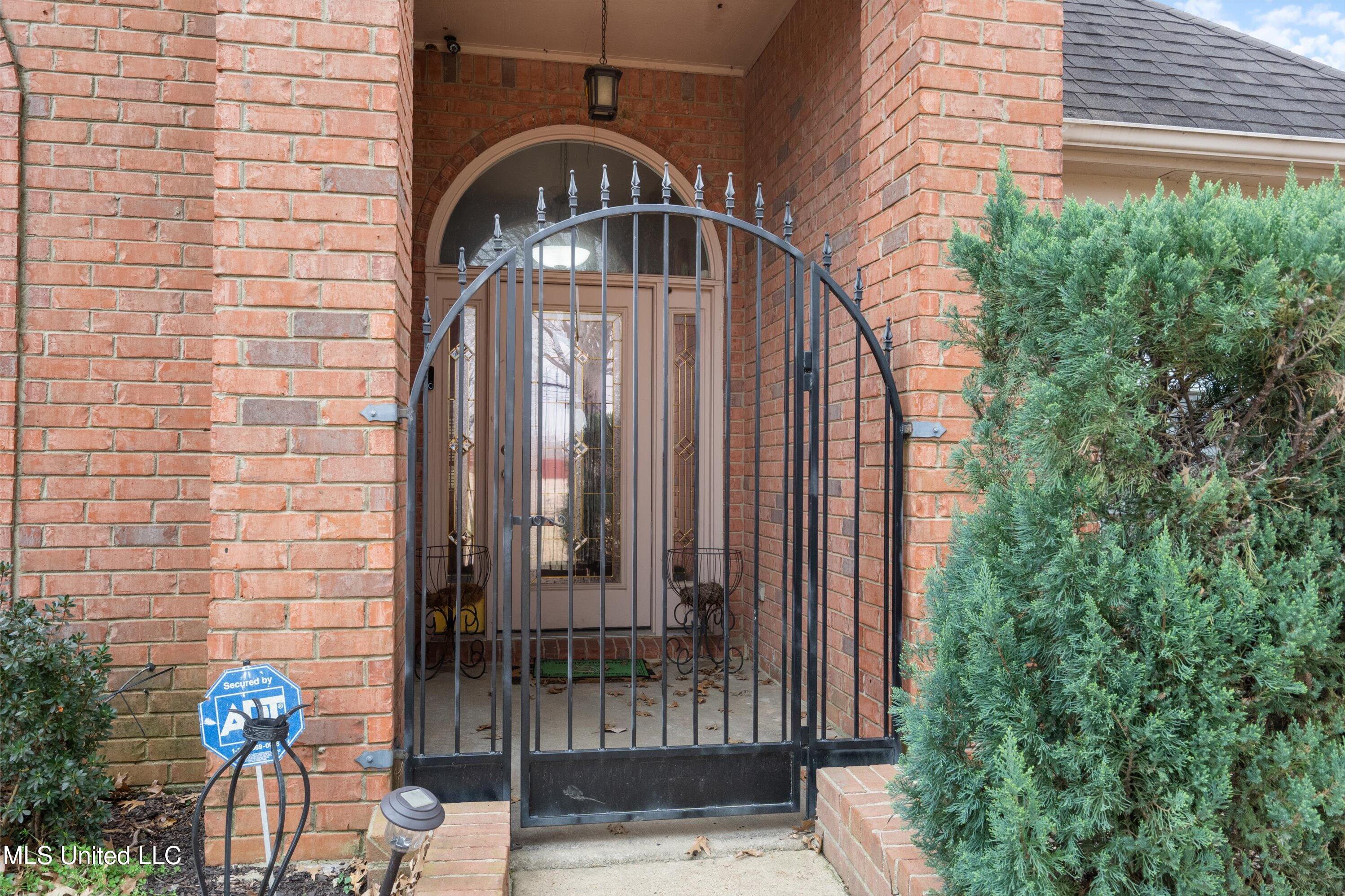 1405 Holly Springs Road, Hernando, Mississippi image 3