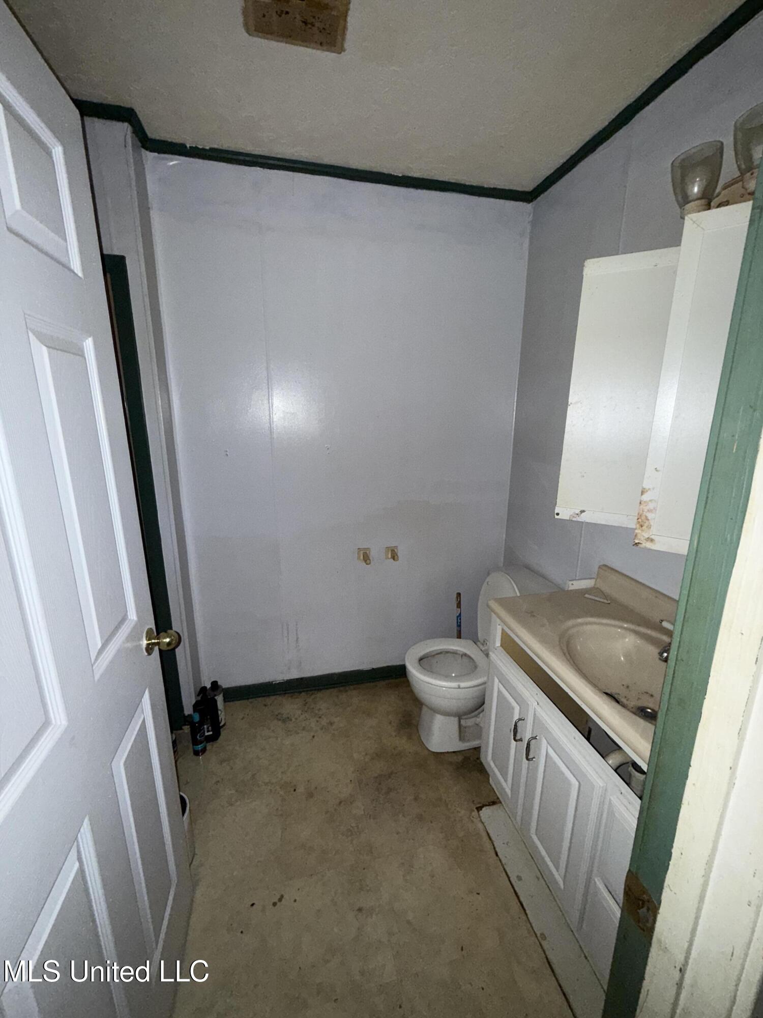 709 Melvin Leach Road, Union, Mississippi image 24