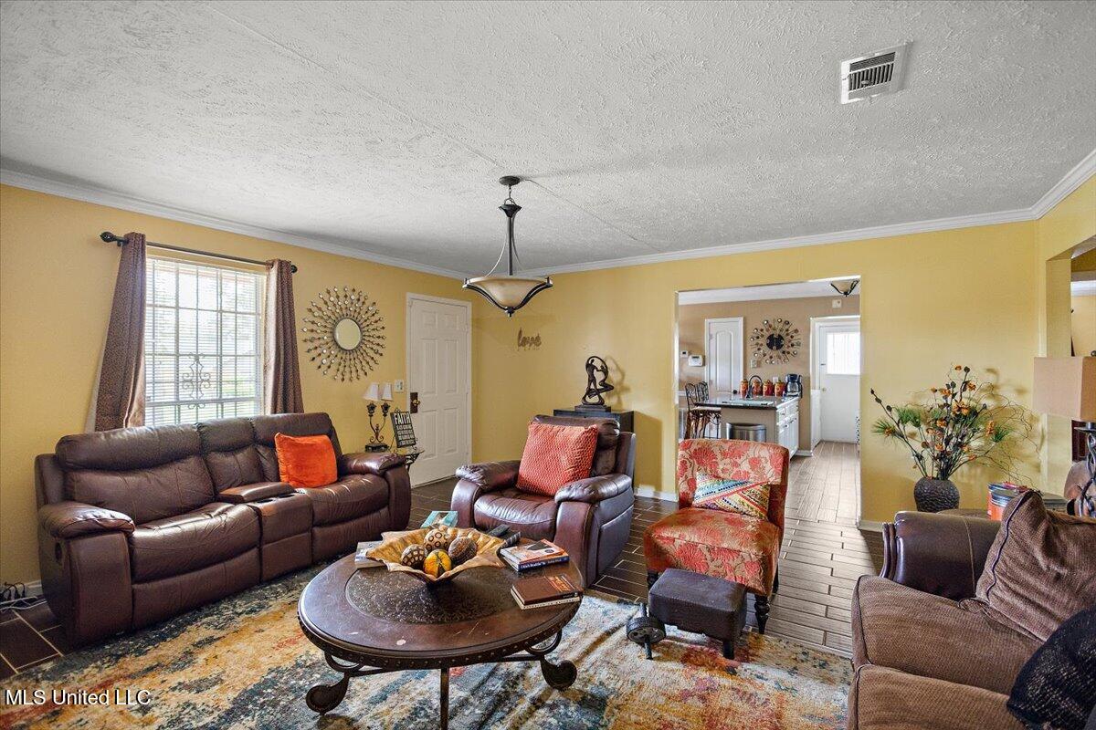 2336 Princess Pine Drive, Jackson, Mississippi image 6
