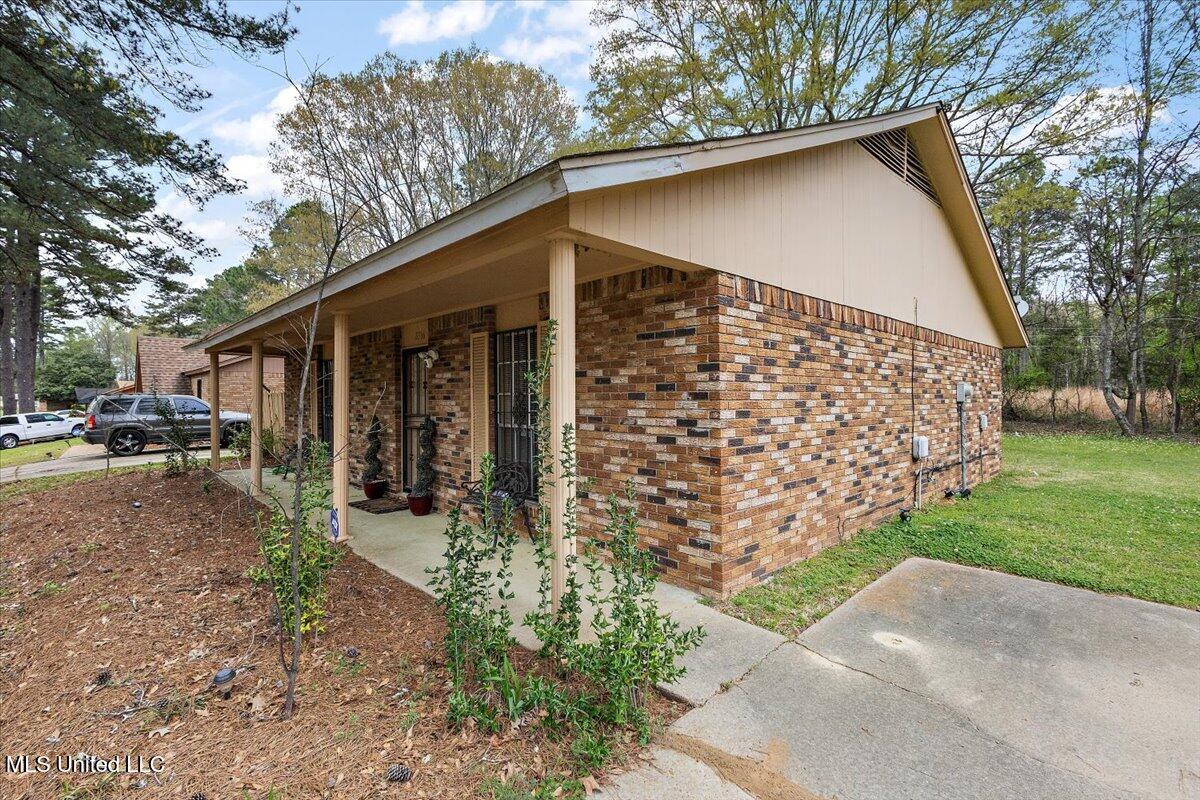 2336 Princess Pine Drive, Jackson, Mississippi image 19