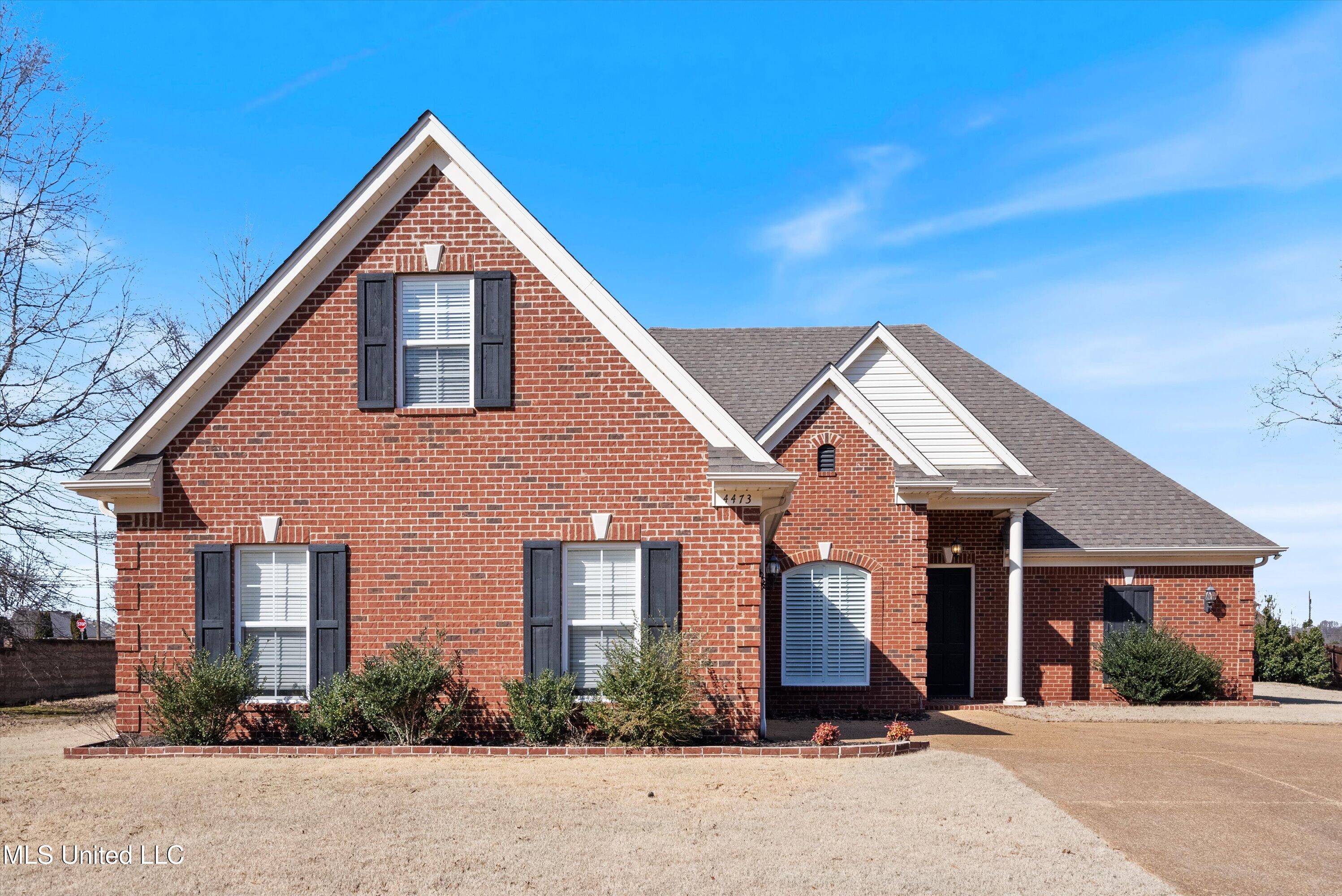 4473 W Vineyard Drive, Southaven, Mississippi image 1