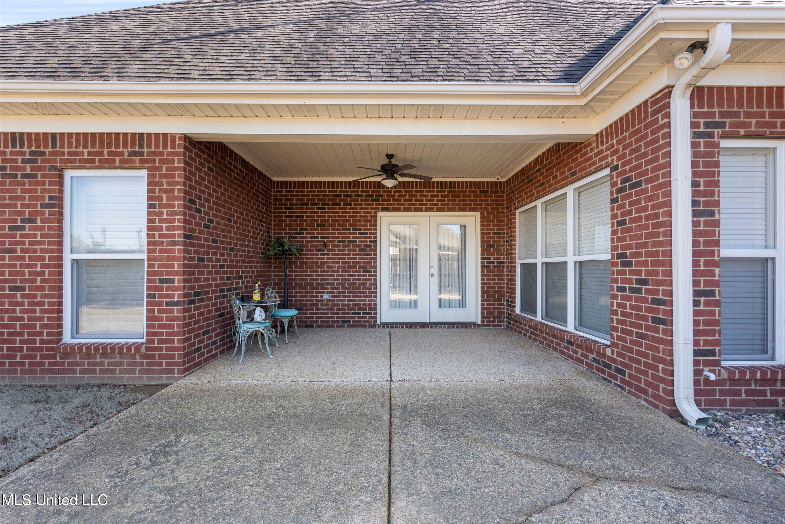 4473 W Vineyard Drive, Southaven, Mississippi image 33