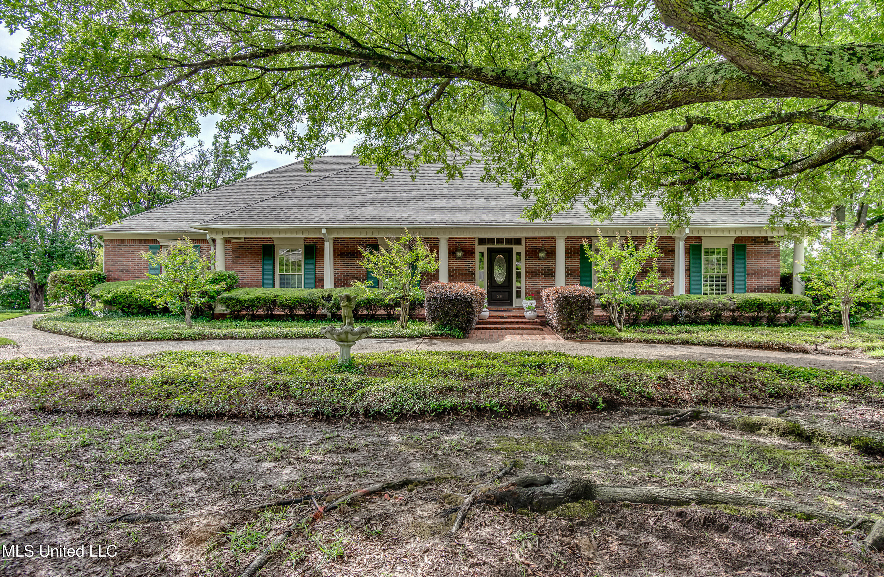 26 Woodgate Drive, Brandon, Mississippi image 2