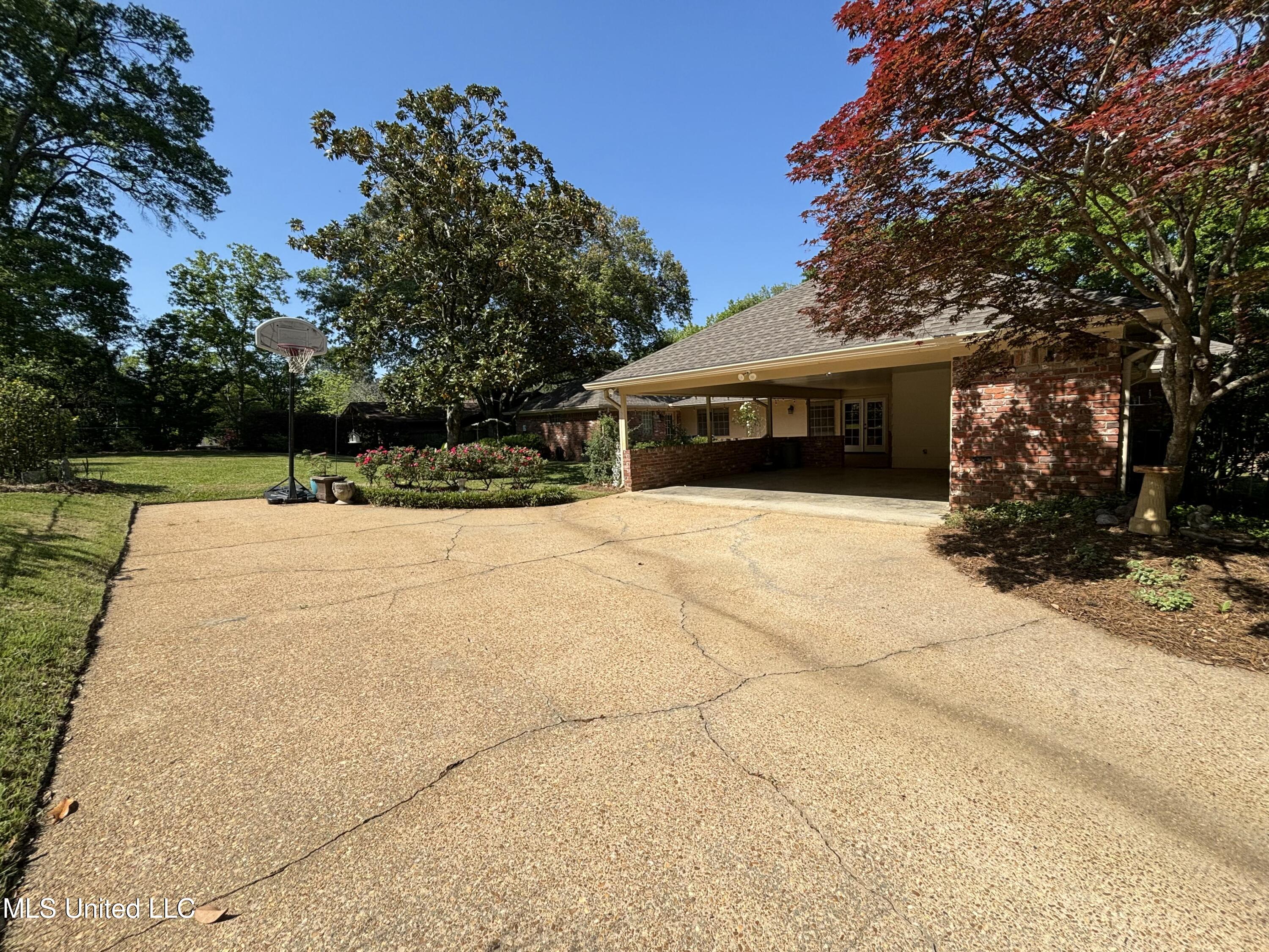5365 River Thames Road, Jackson, Mississippi image 35