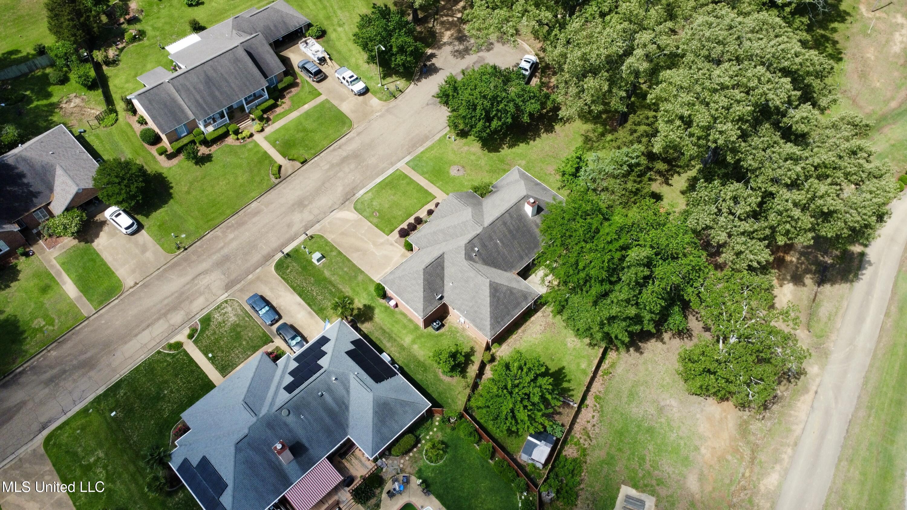 104 Park Place, Clinton, Mississippi image 6