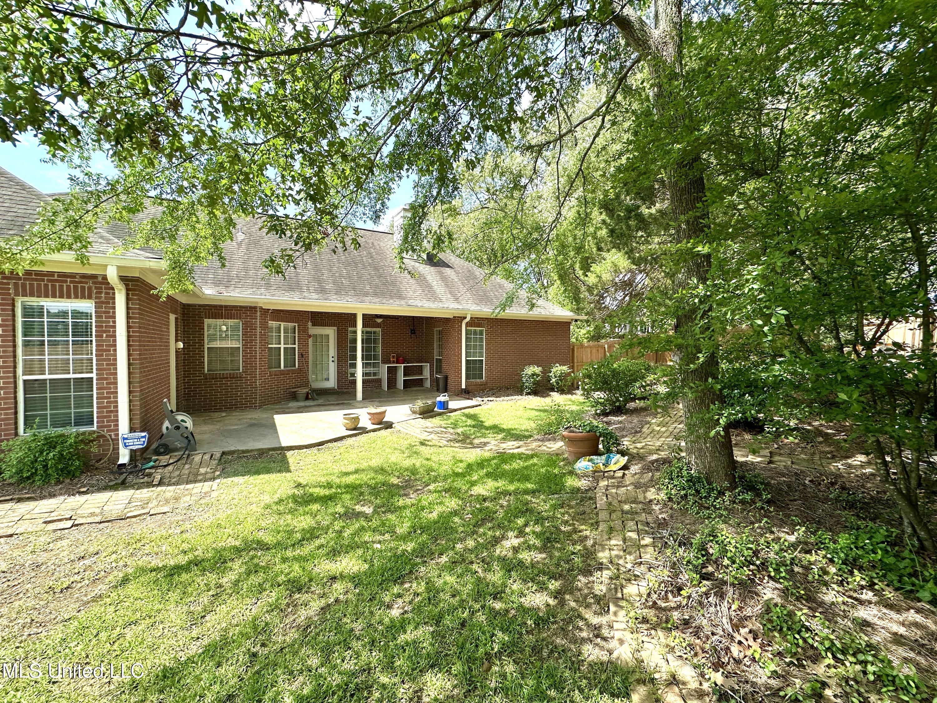104 Park Place, Clinton, Mississippi image 37