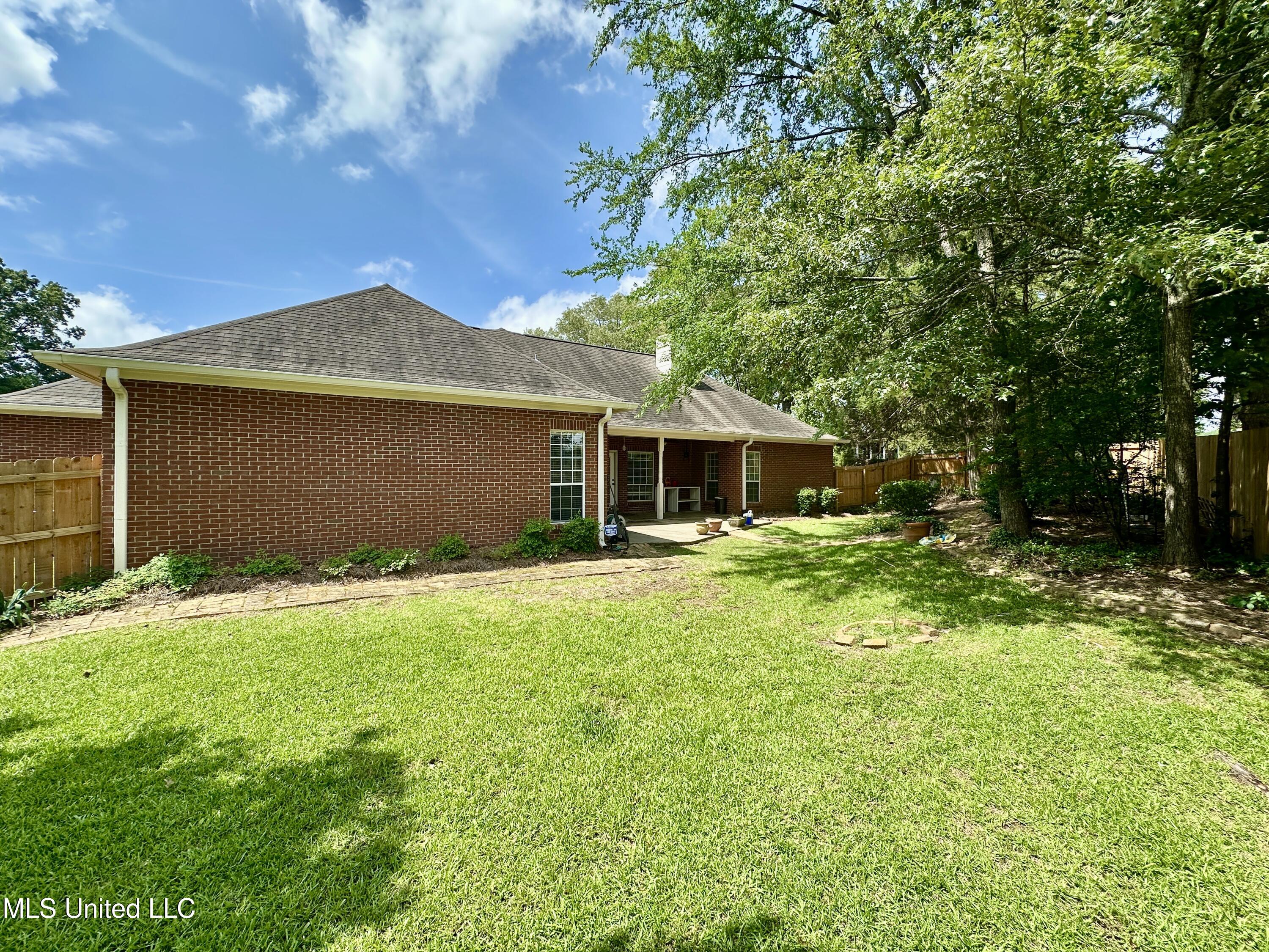 104 Park Place, Clinton, Mississippi image 34