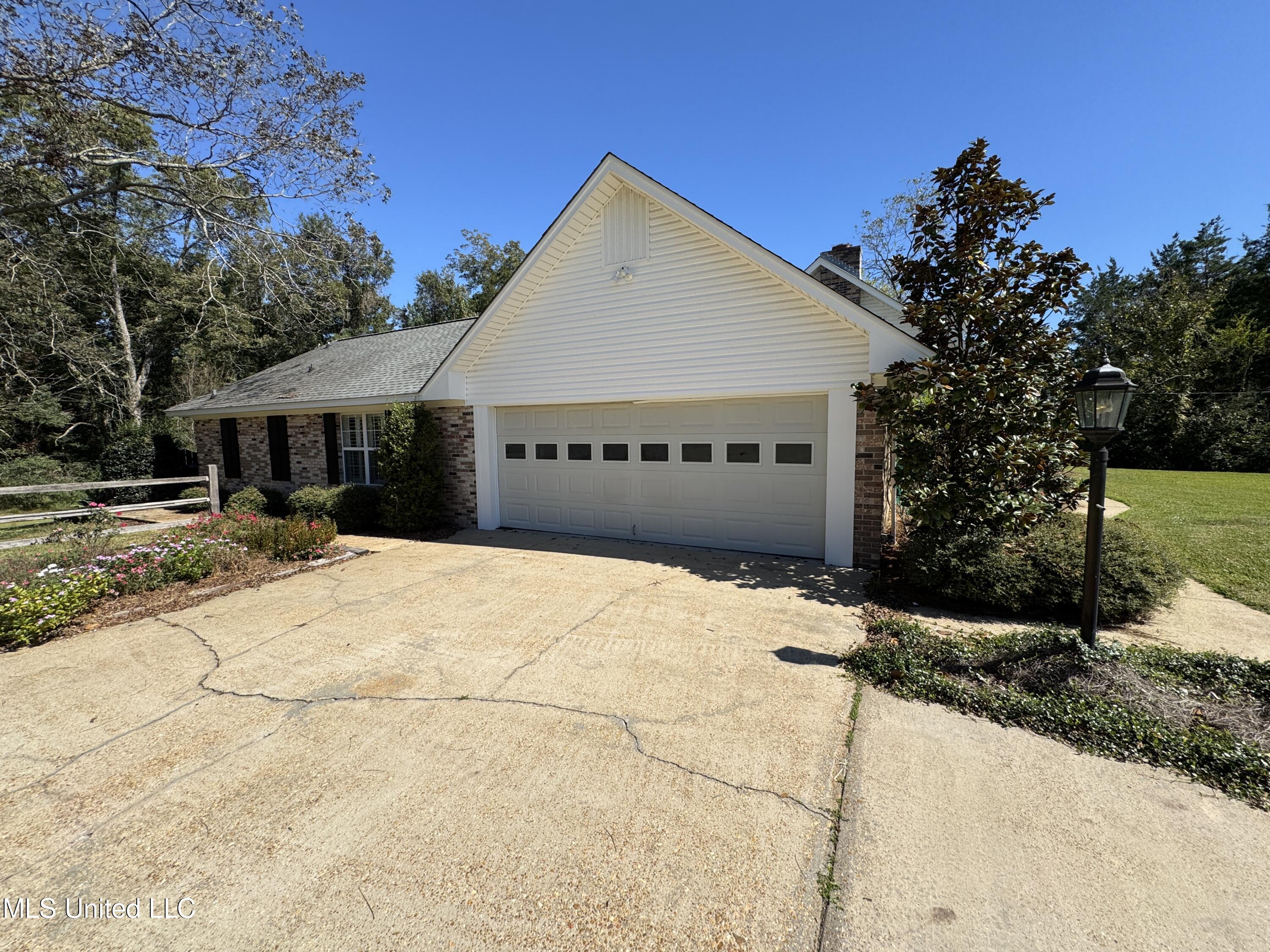 103 Glenartney Street, Brandon, Mississippi image 2