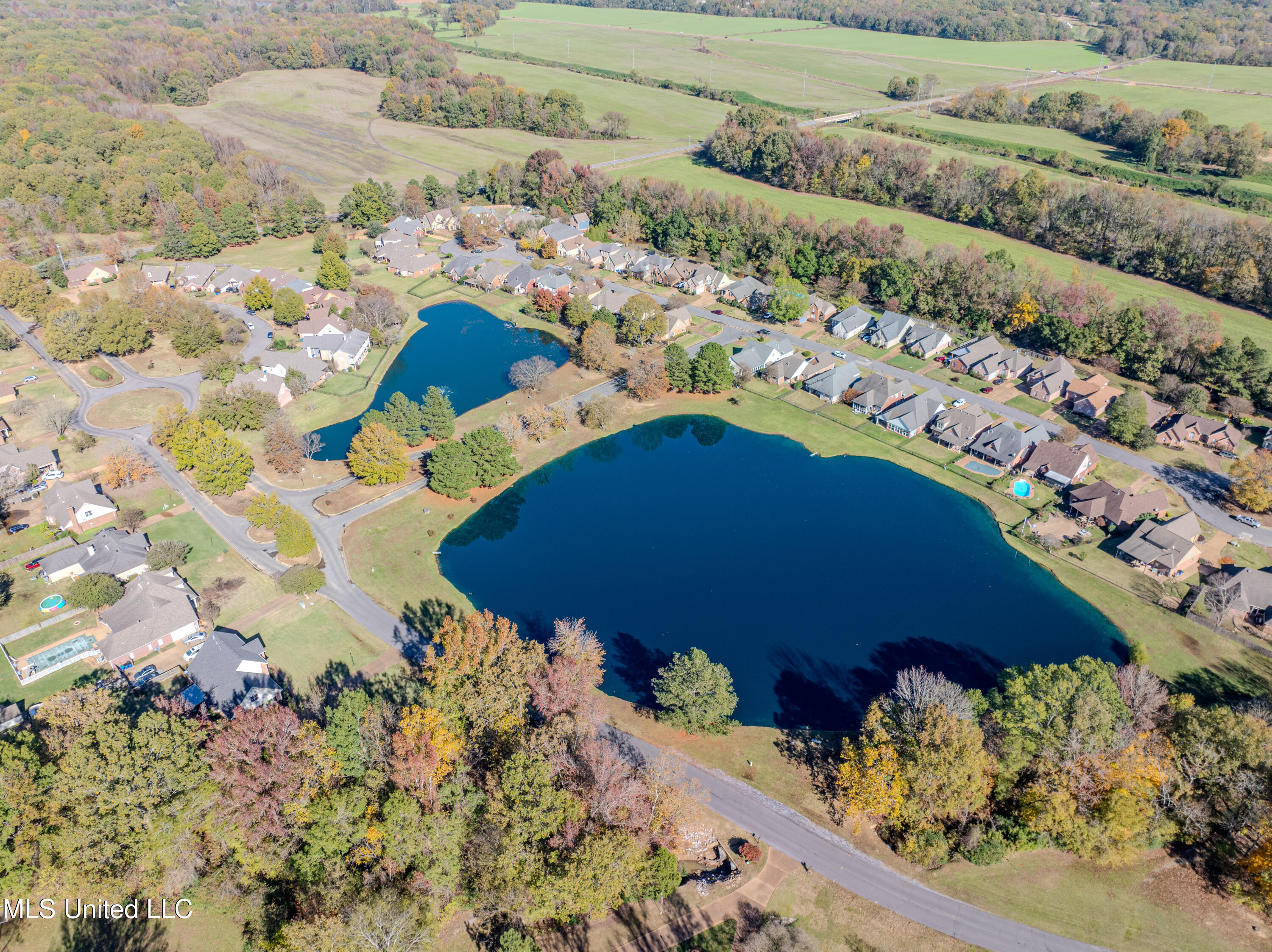 3734 College Bluff Blf, Olive Branch, Mississippi image 31