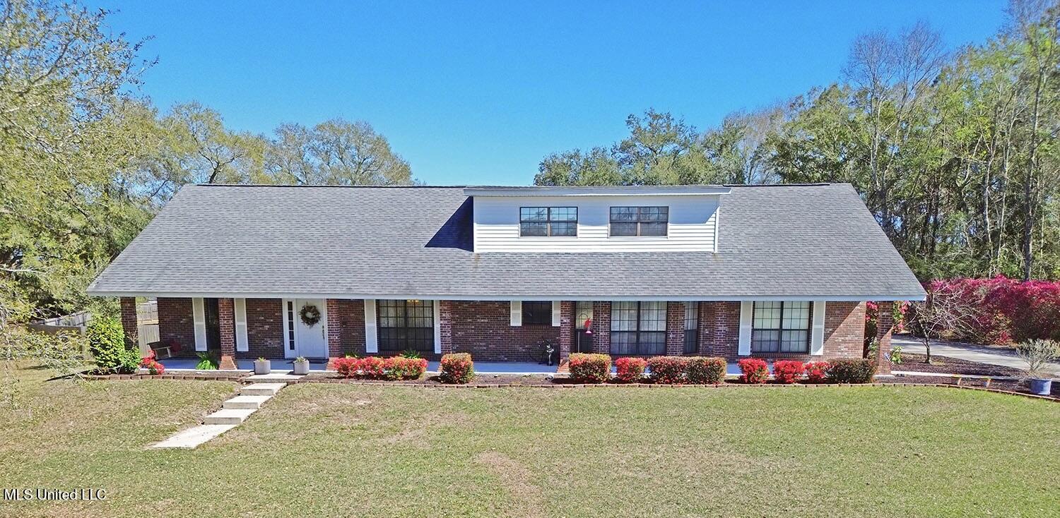 10208 Lake Breeze Lane, Pass Christian, Mississippi image 1