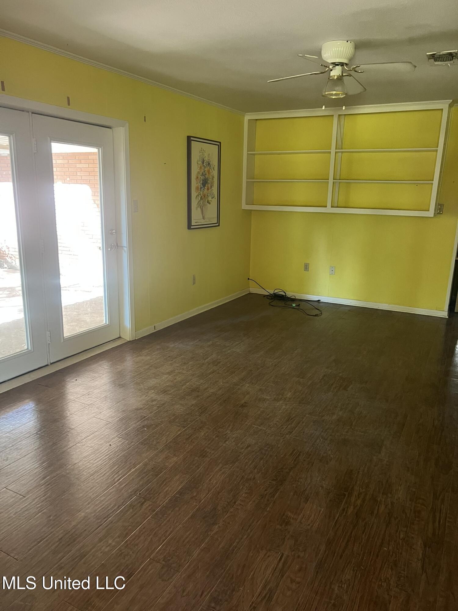 136 Pecanwood Drive, Natchez, Mississippi image 3