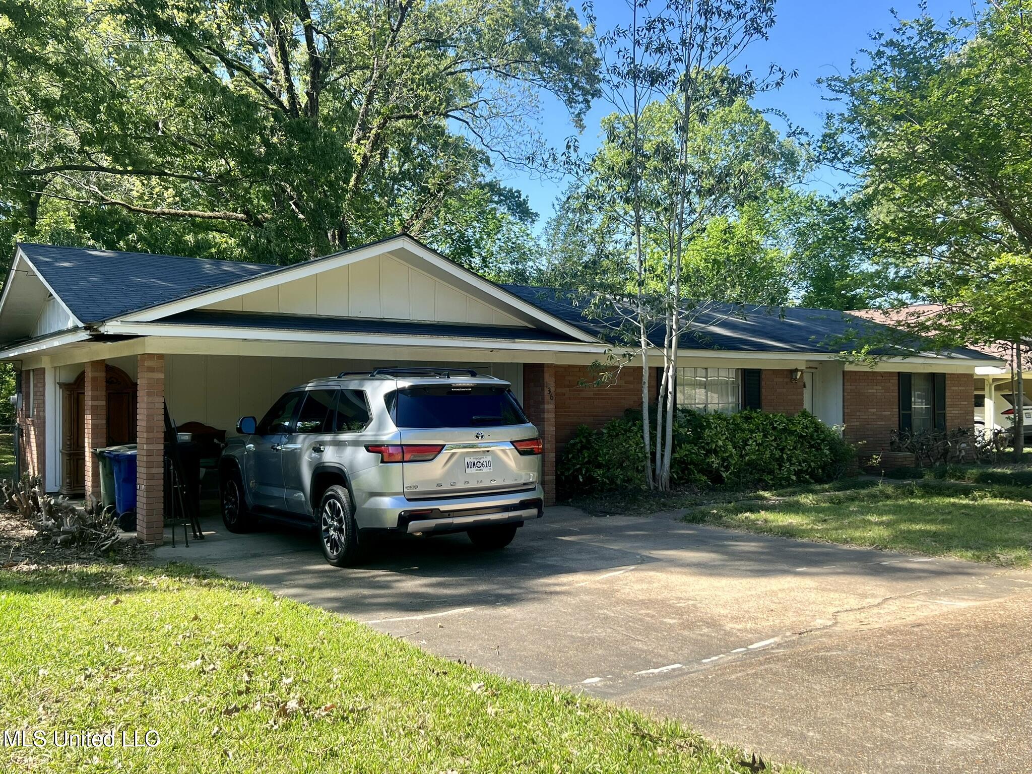 136 Pecanwood Drive, Natchez, Mississippi image 9