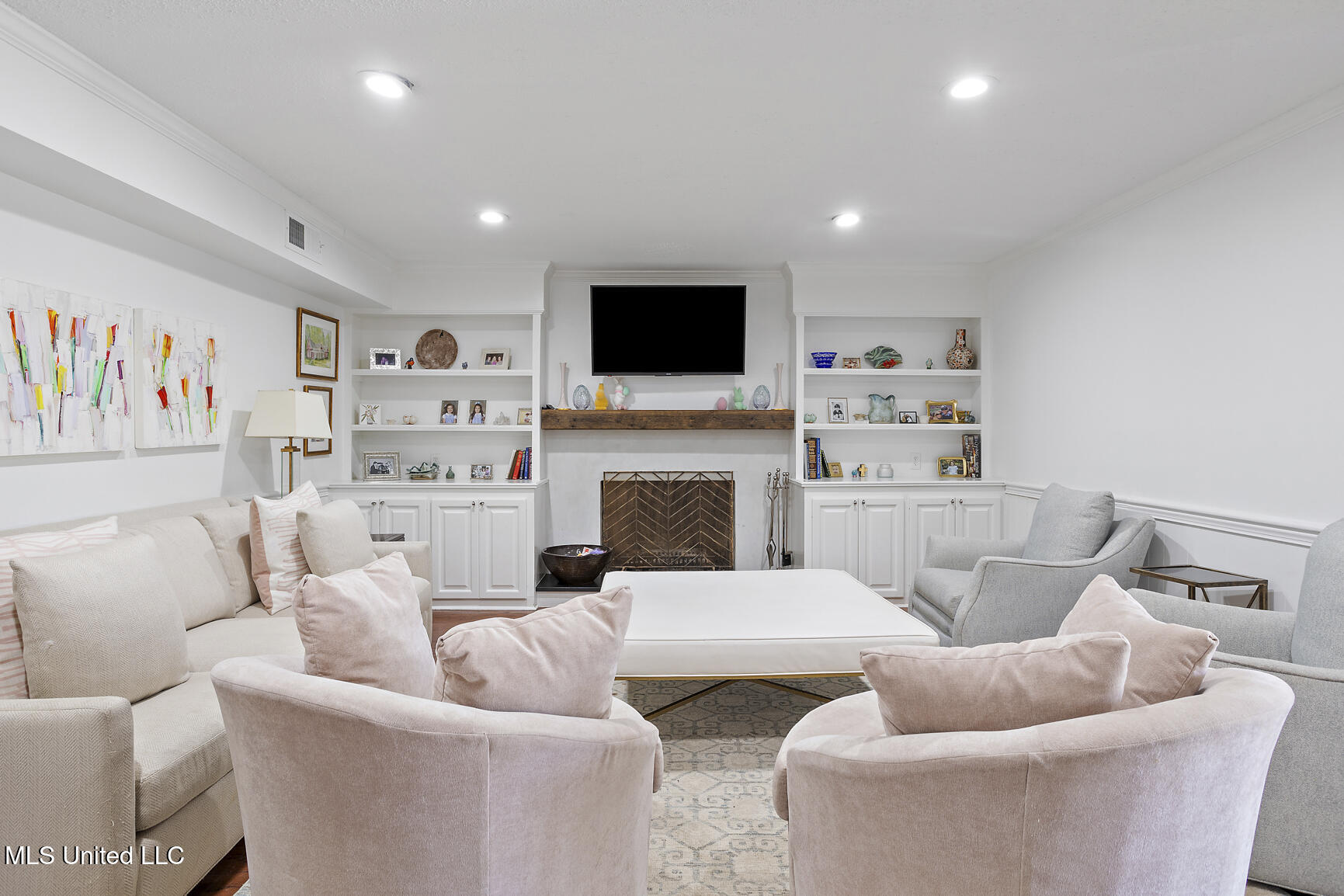 1708 Sheffield Drive, Jackson, Mississippi image 3