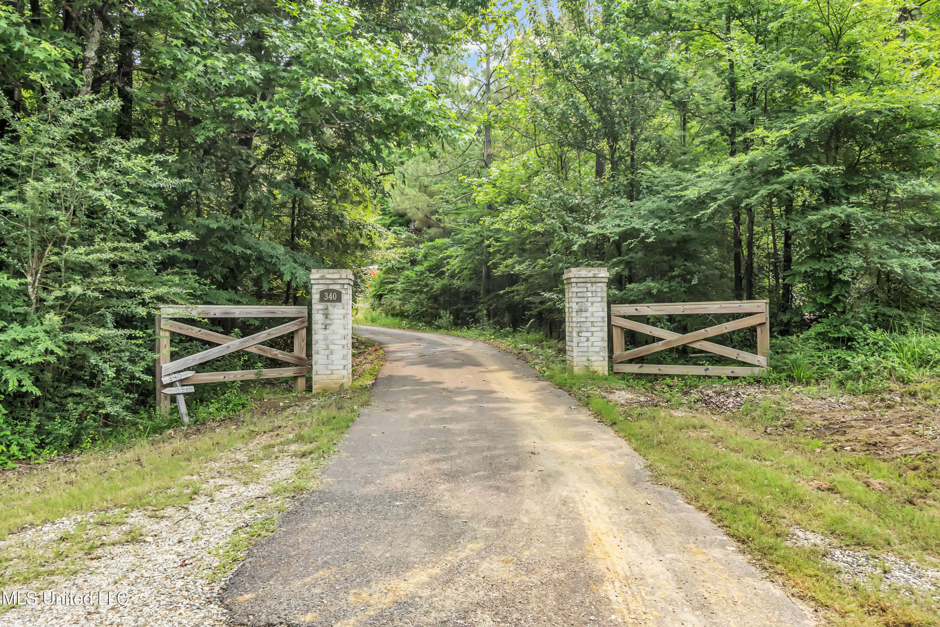 340 N Malone Road, Hernando, Mississippi image 8