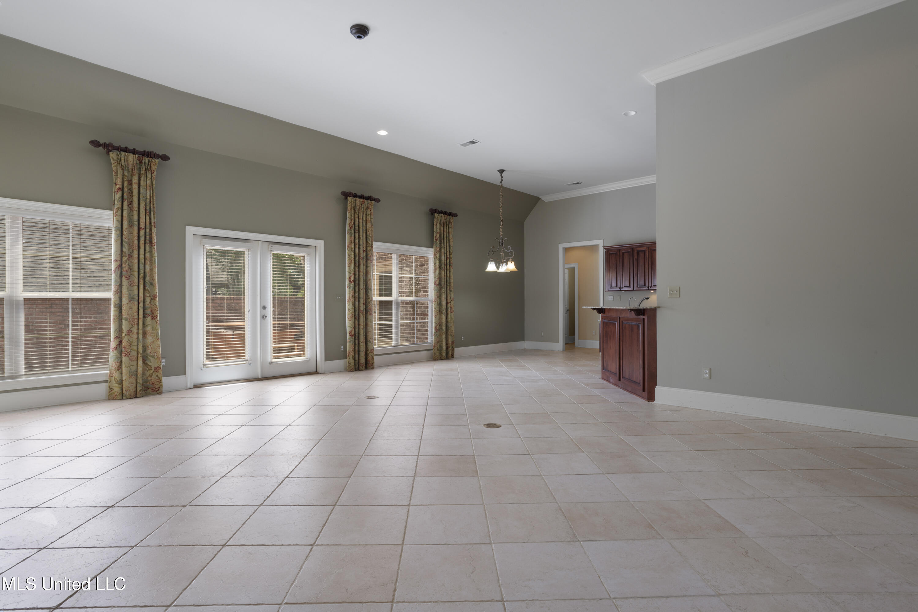 750 Doral Court, Diamondhead, Mississippi image 8