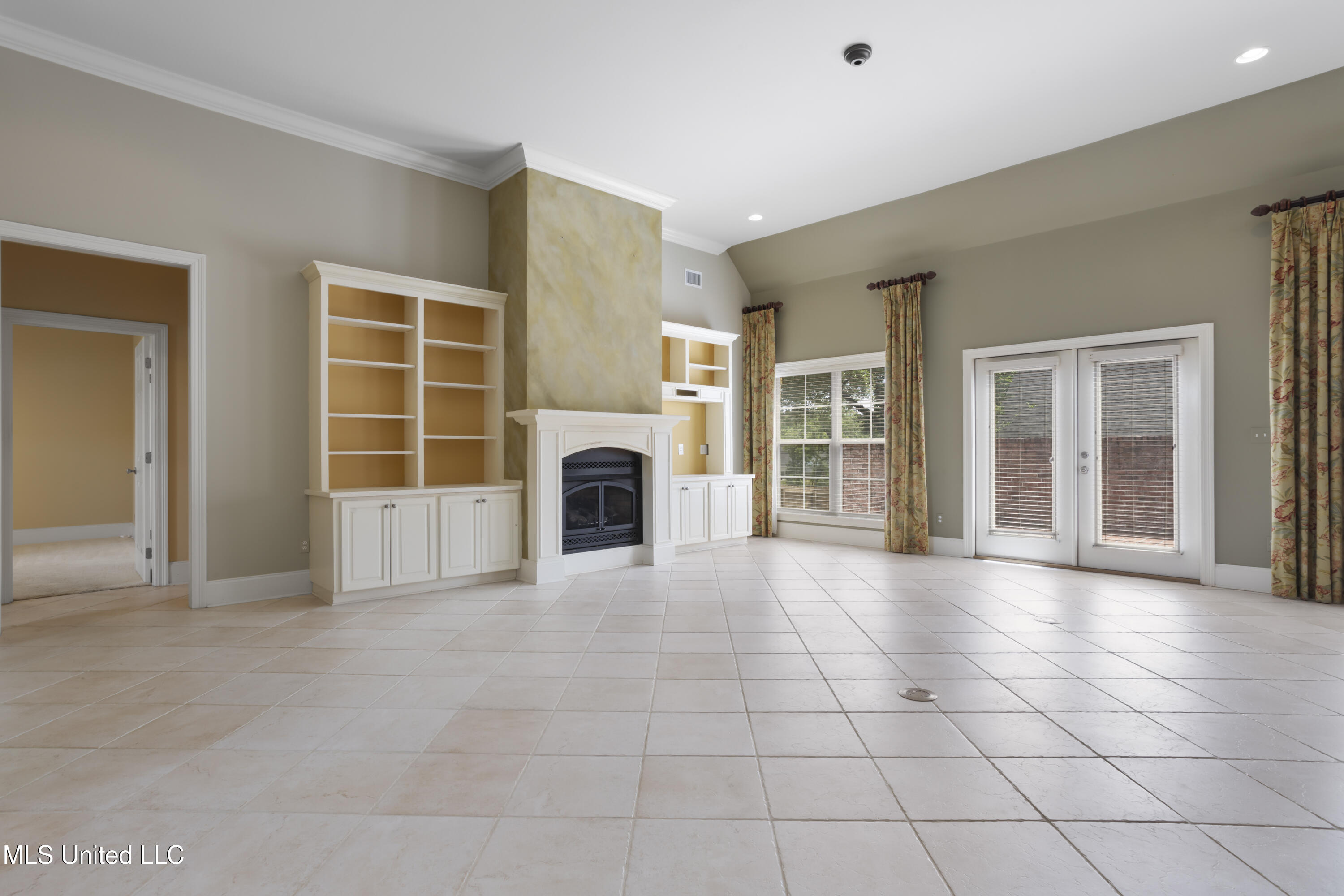 750 Doral Court, Diamondhead, Mississippi image 7