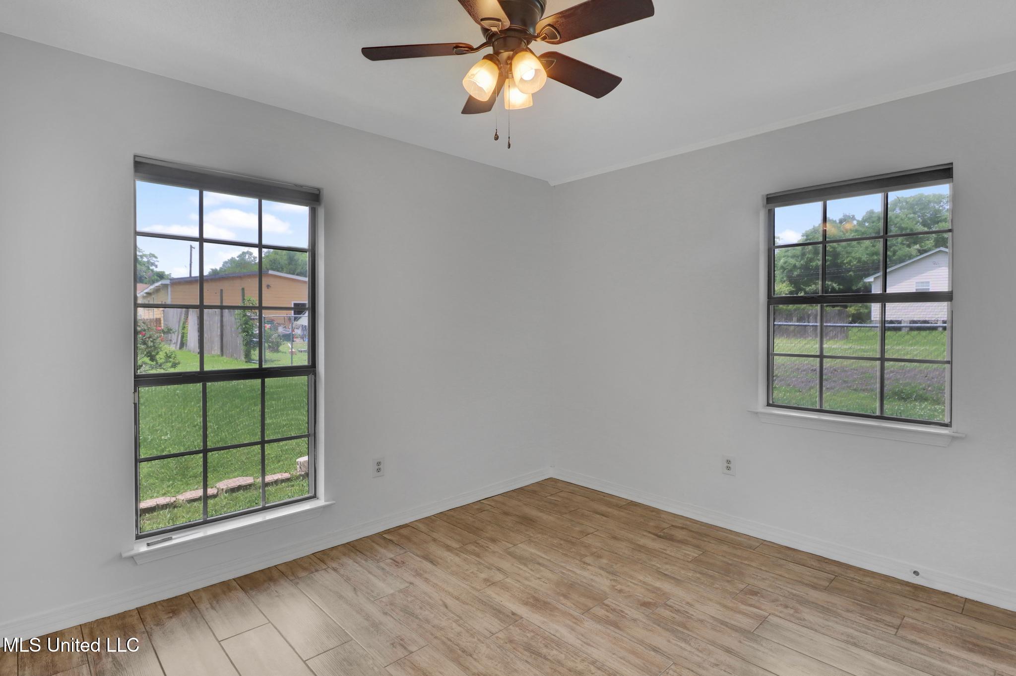 596 Tegarden Road, Gulfport, Mississippi image 21