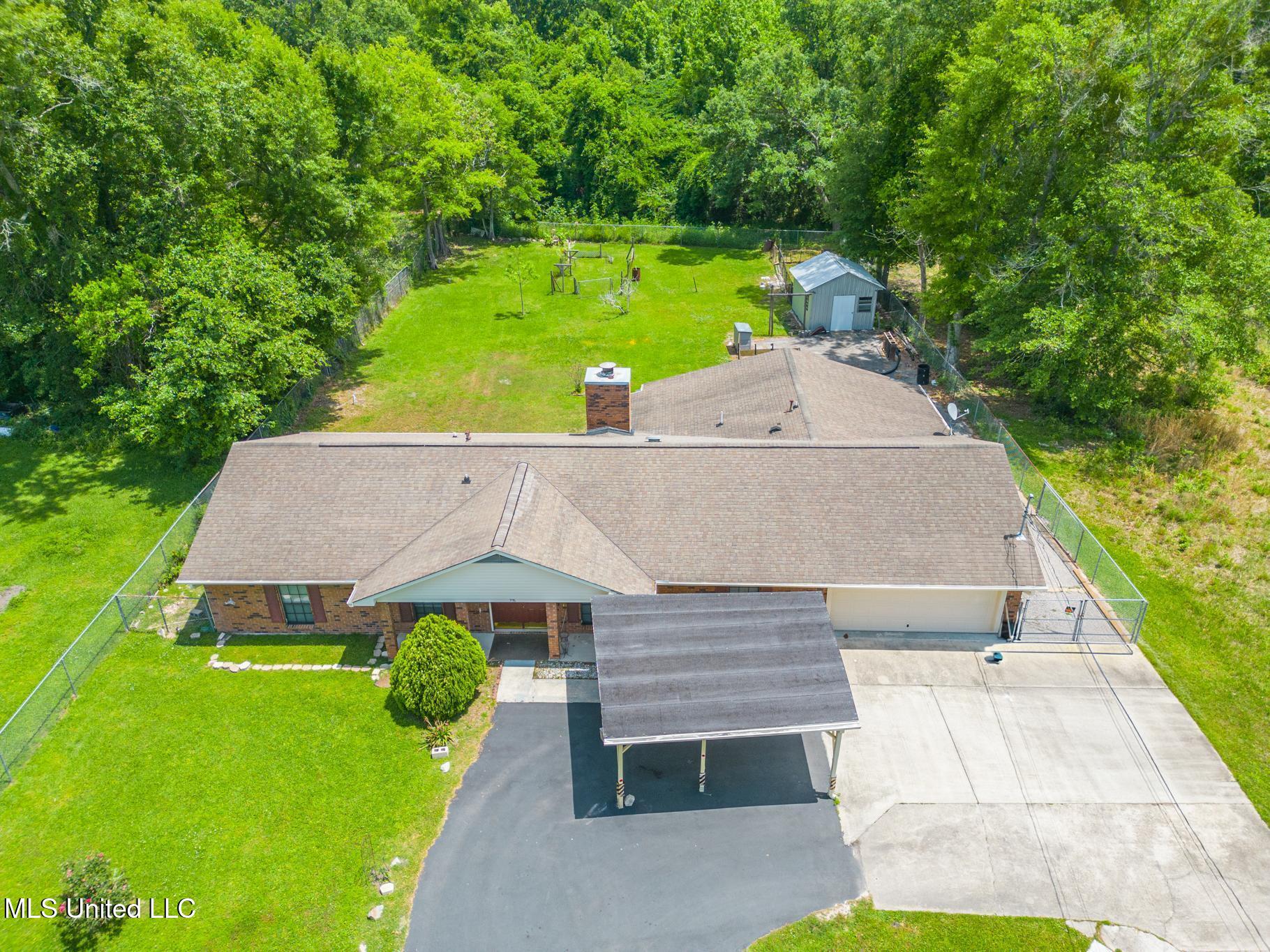 596 Tegarden Road, Gulfport, Mississippi image 2