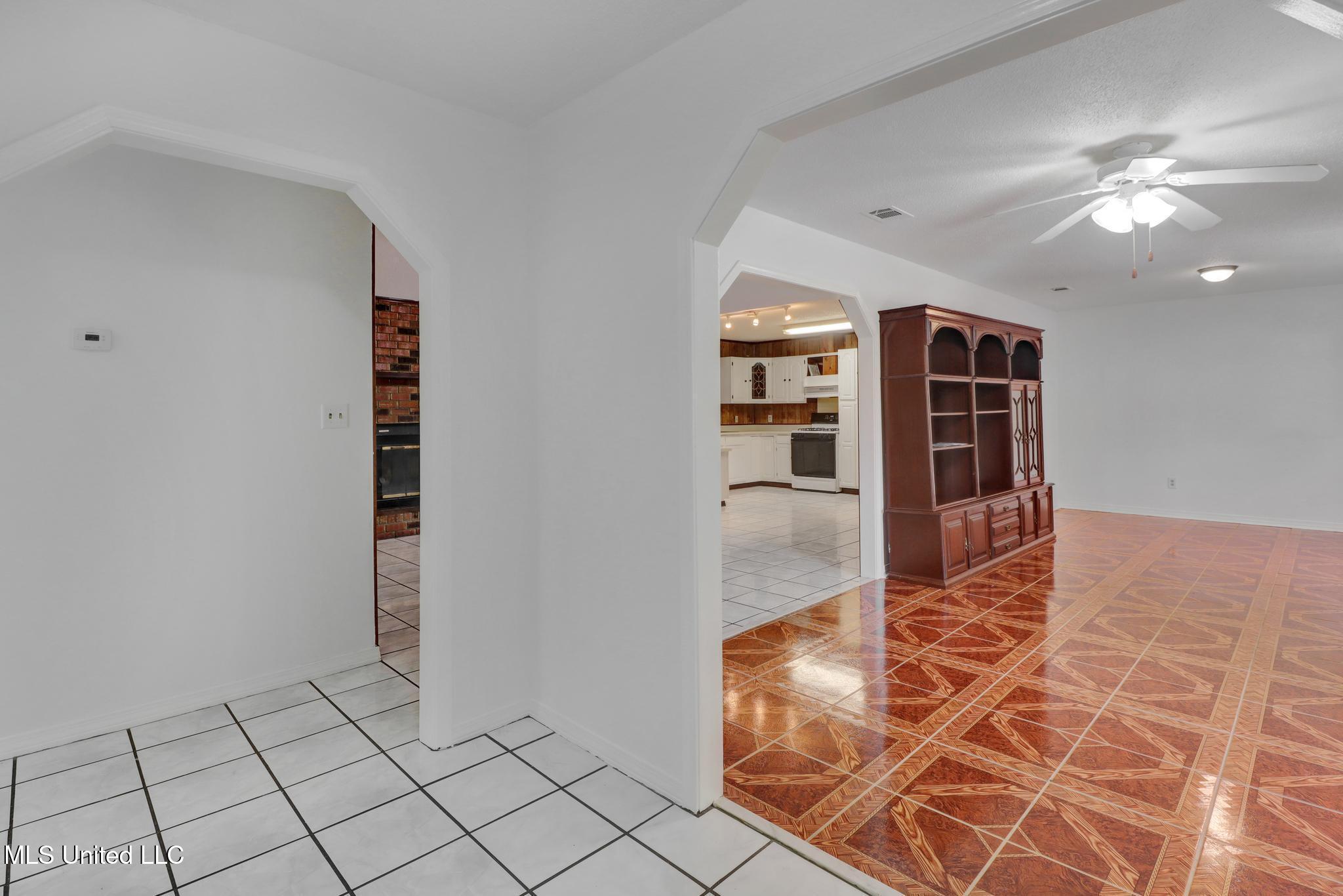 596 Tegarden Road, Gulfport, Mississippi image 4