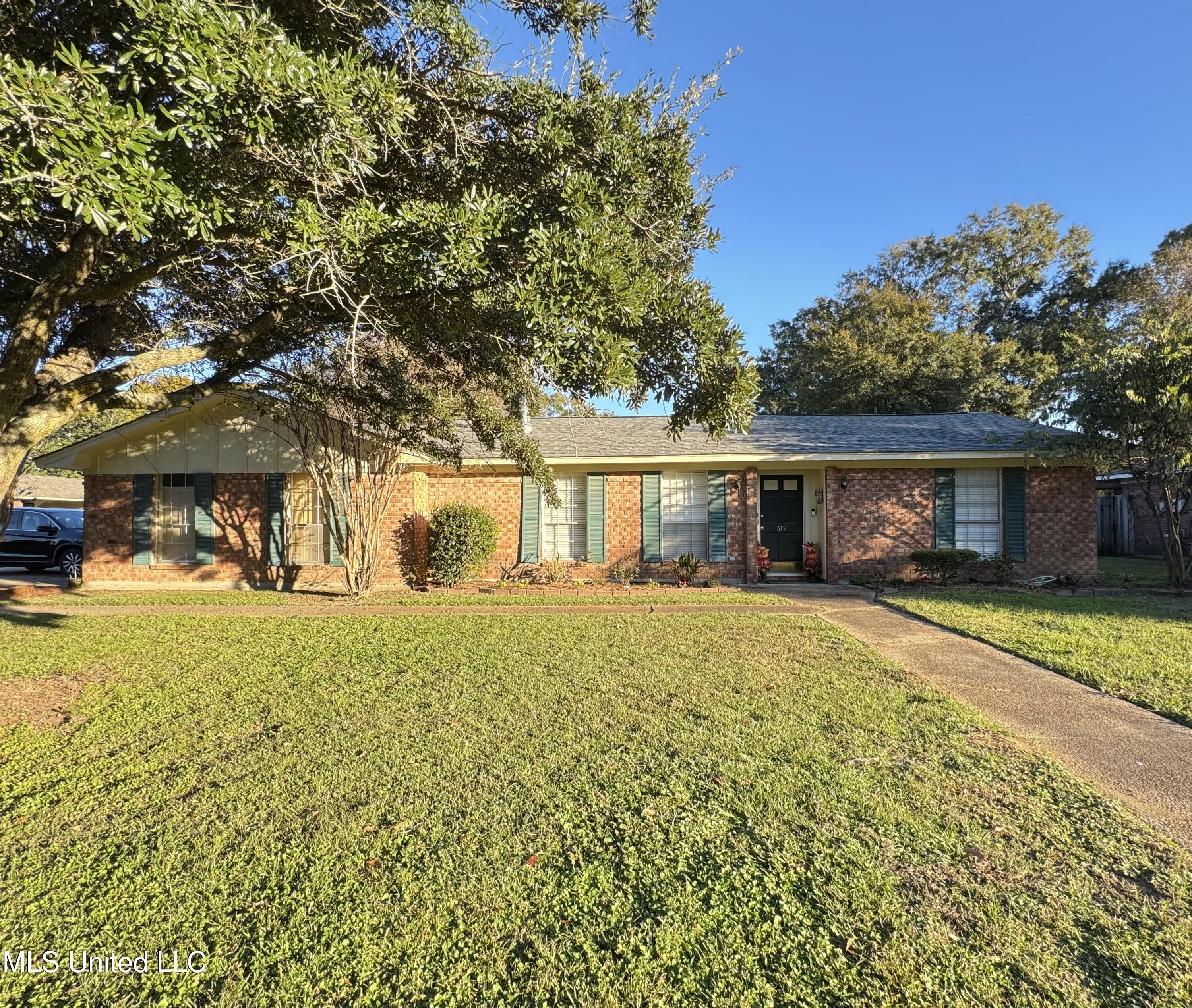 319 Margaret Avenue, Natchez, Mississippi image 1