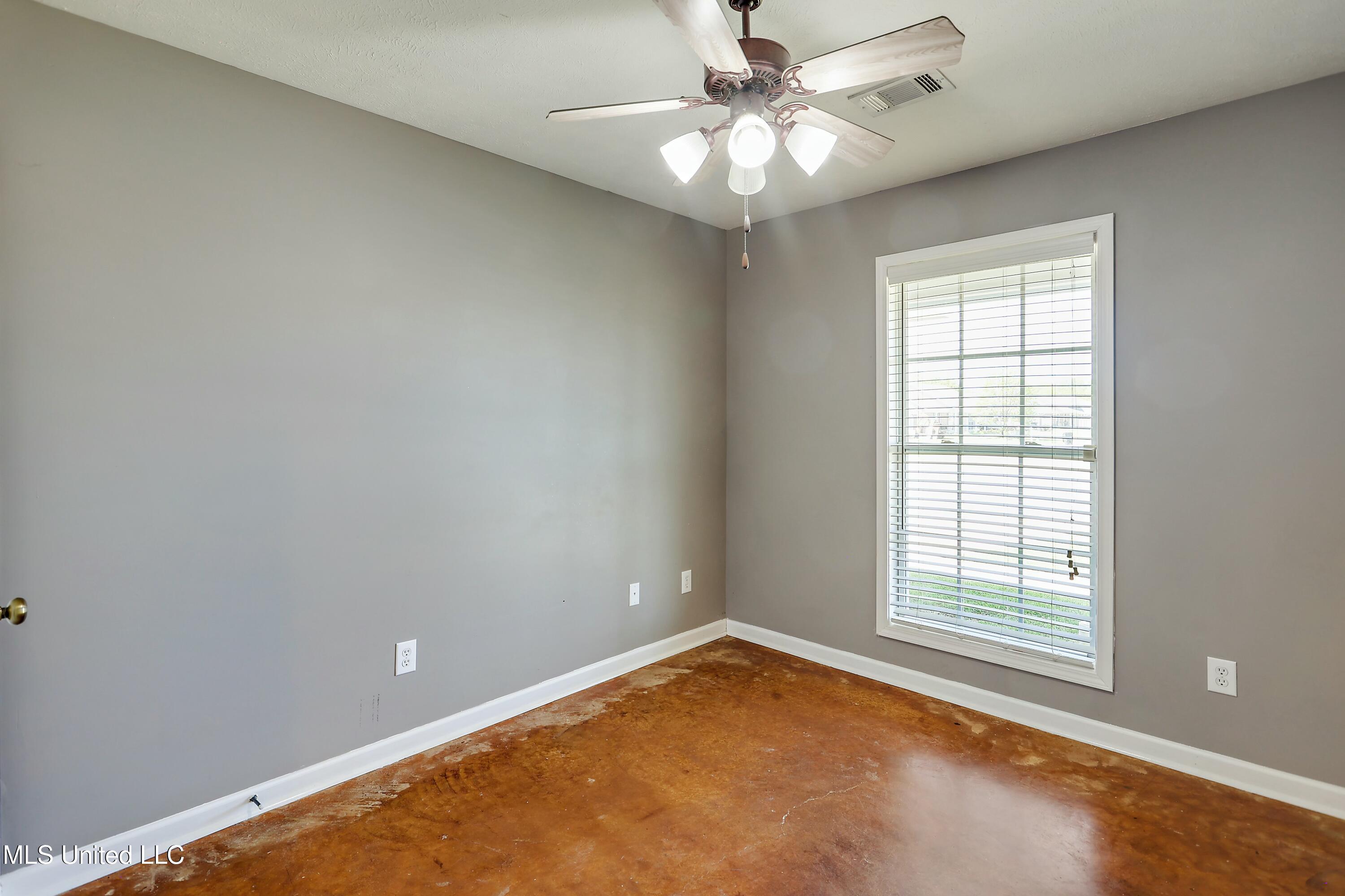132 Cedar Spring Circle, Pearl, Mississippi image 18
