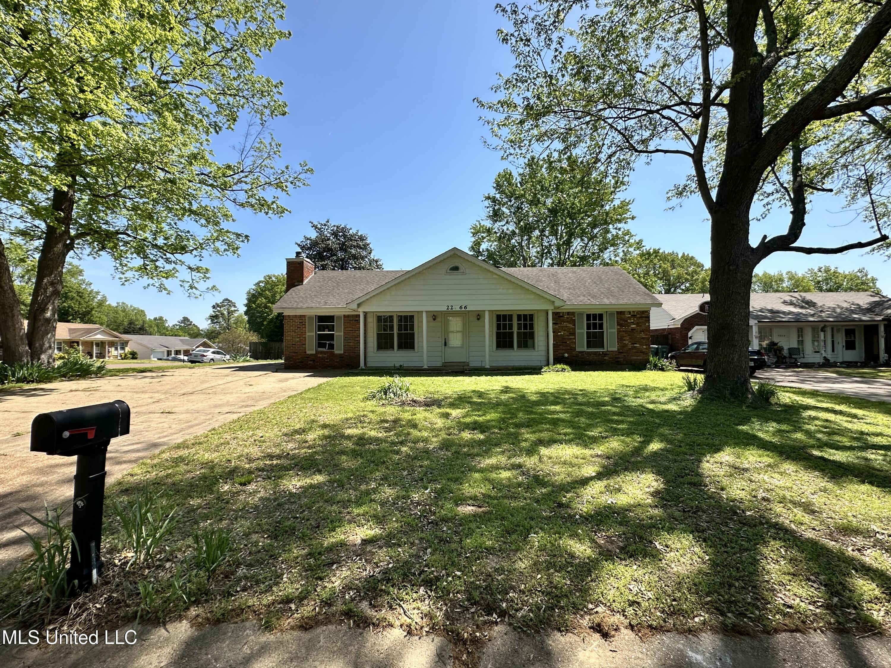 2266 Carrolton Cove, Southaven, Mississippi image 1