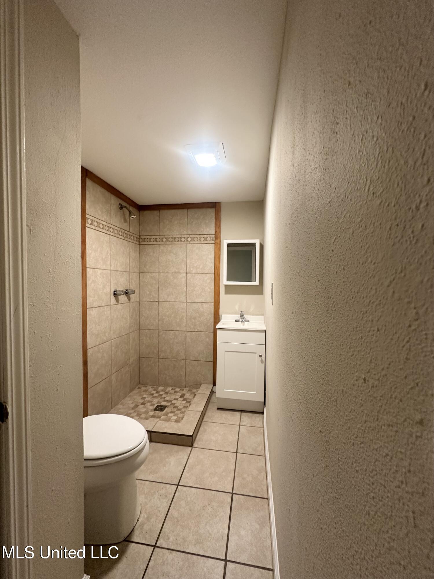 6712 Frank Griffin Road, Moss Point, Mississippi image 10