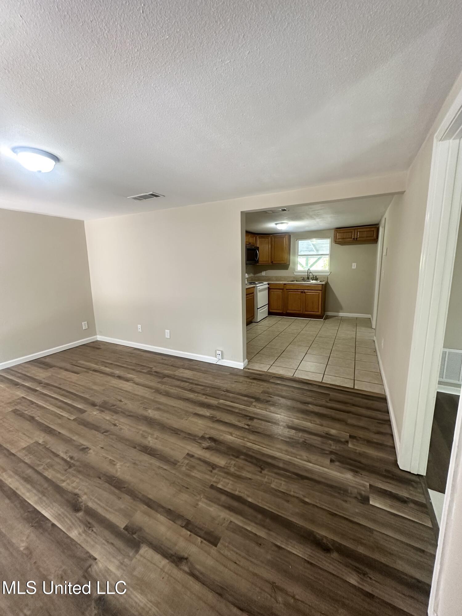6712 Frank Griffin Road, Moss Point, Mississippi image 6