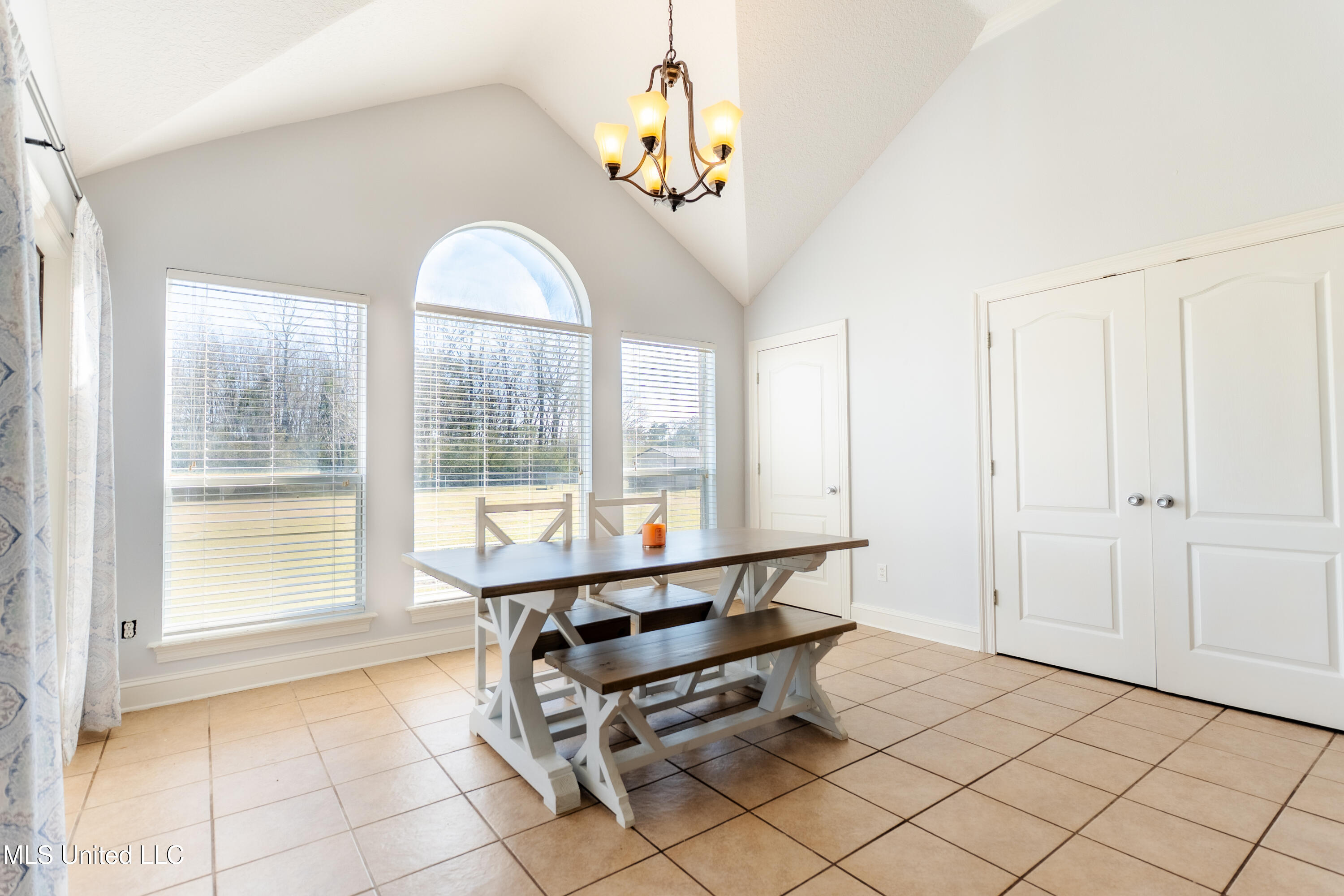 127 Apache Drive, Picayune, Mississippi image 10