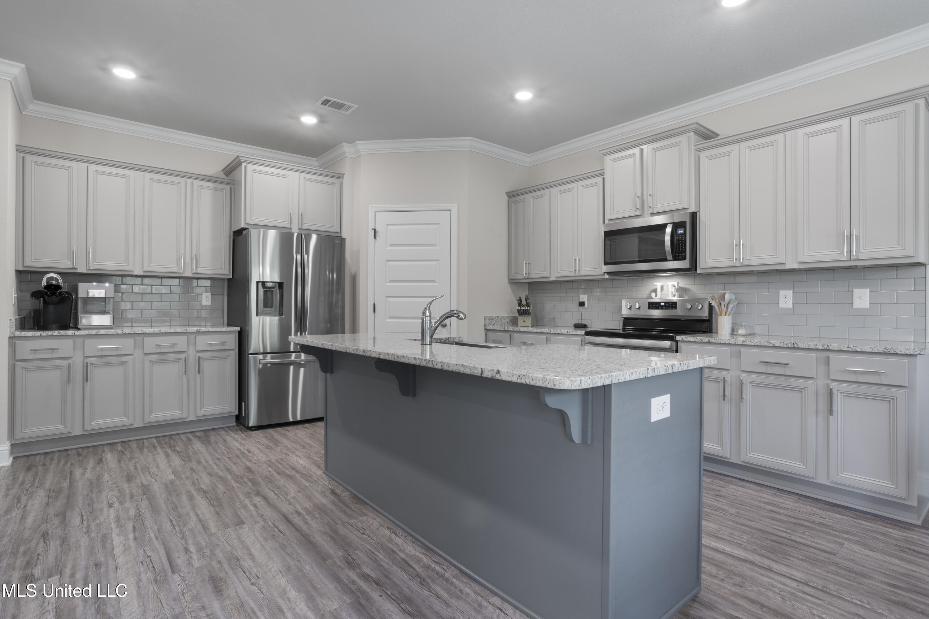 7089 Glen Eagle Drive, Biloxi, Mississippi image 11