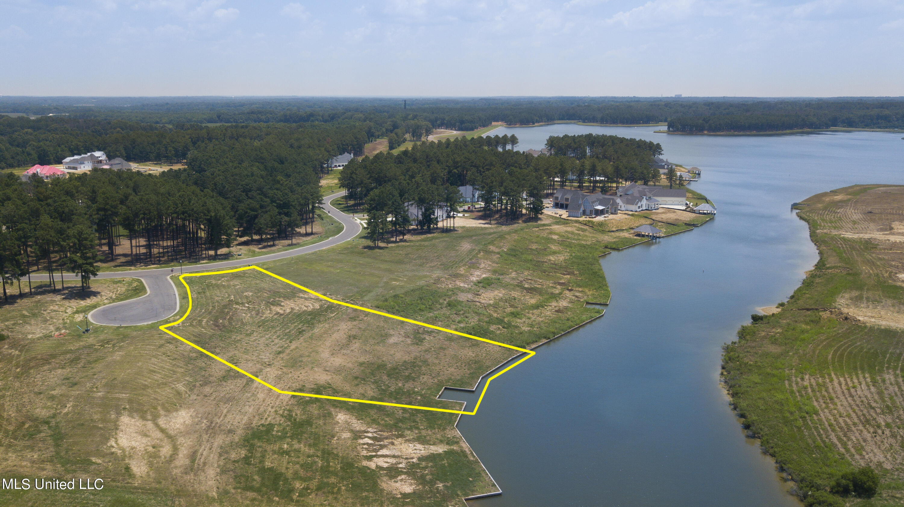 Z-38 Winchester Loop, Madison, Mississippi image 12