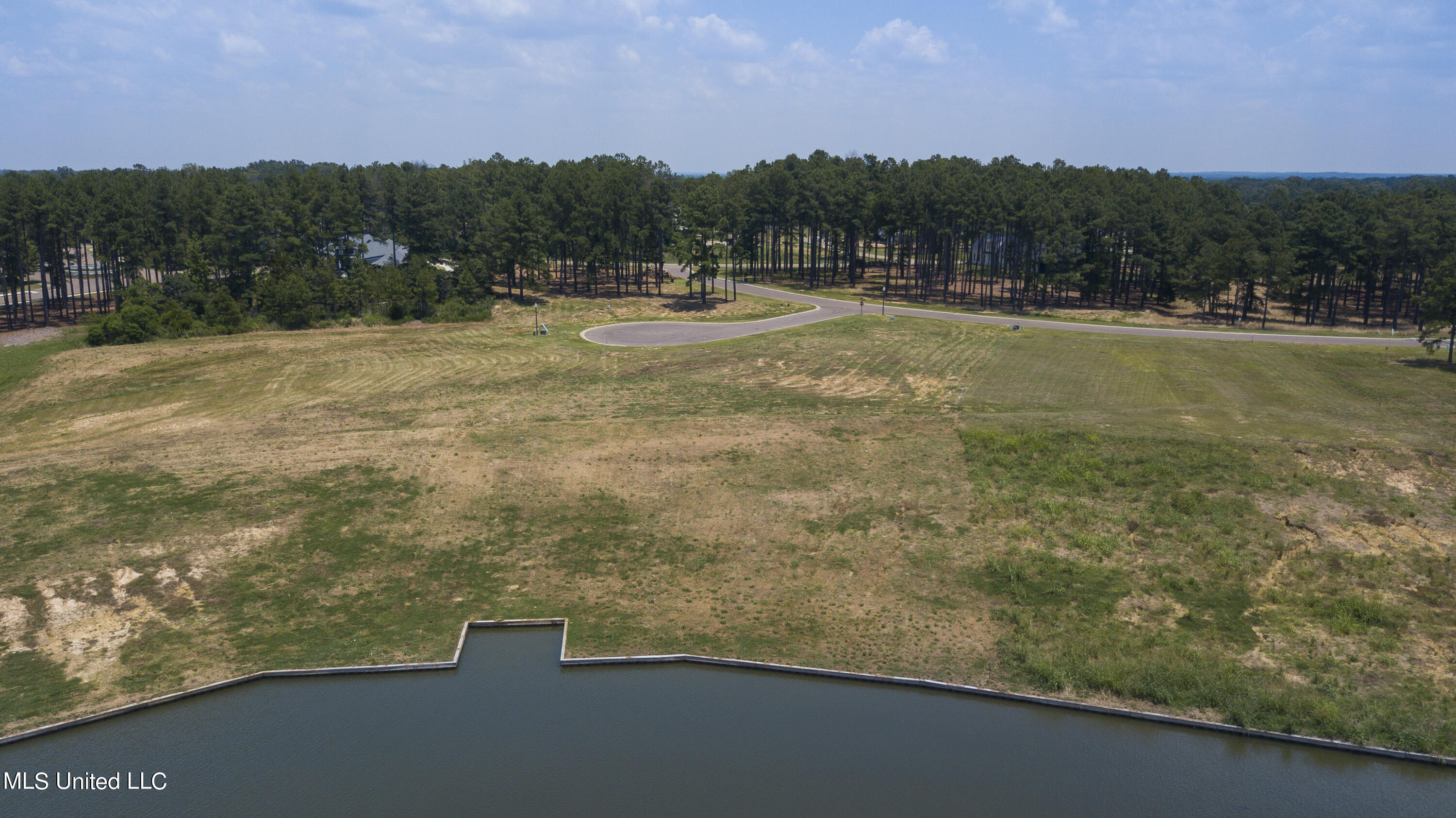 Z-38 Winchester Loop, Madison, Mississippi image 16