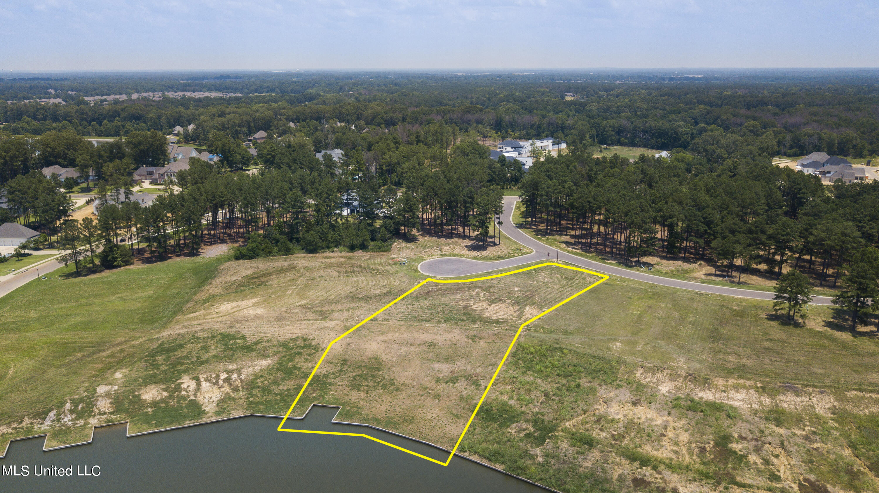 Z-38 Winchester Loop, Madison, Mississippi image 8