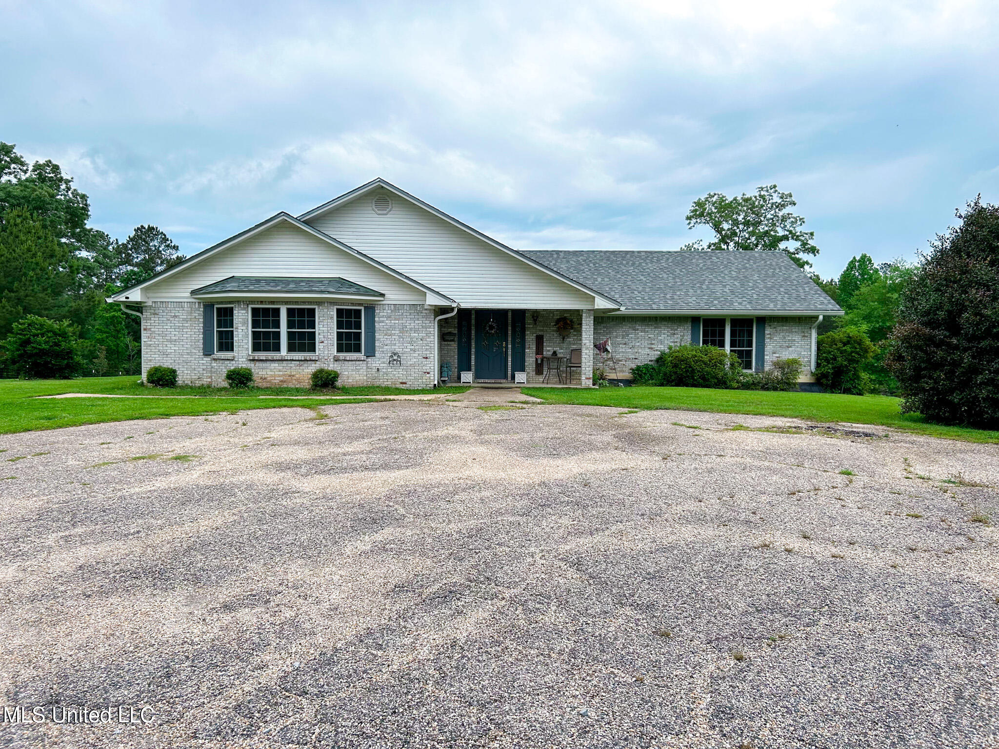 466 S Smith County #16B, Taylorsville, Mississippi image 2