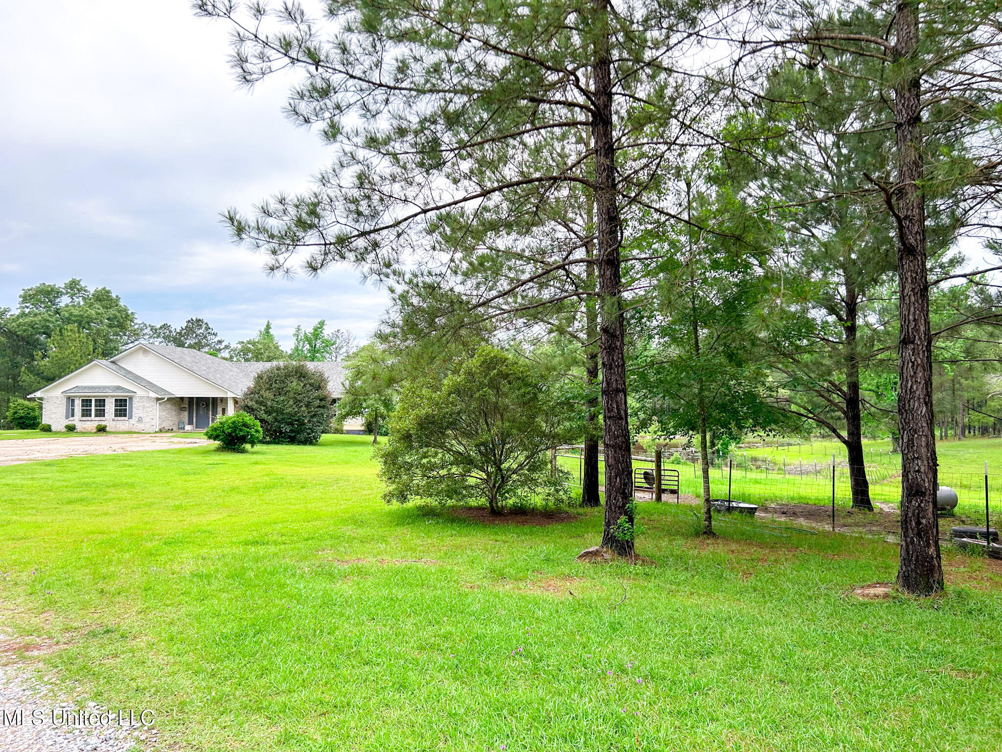 466 S Smith County #16B, Taylorsville, Mississippi image 6