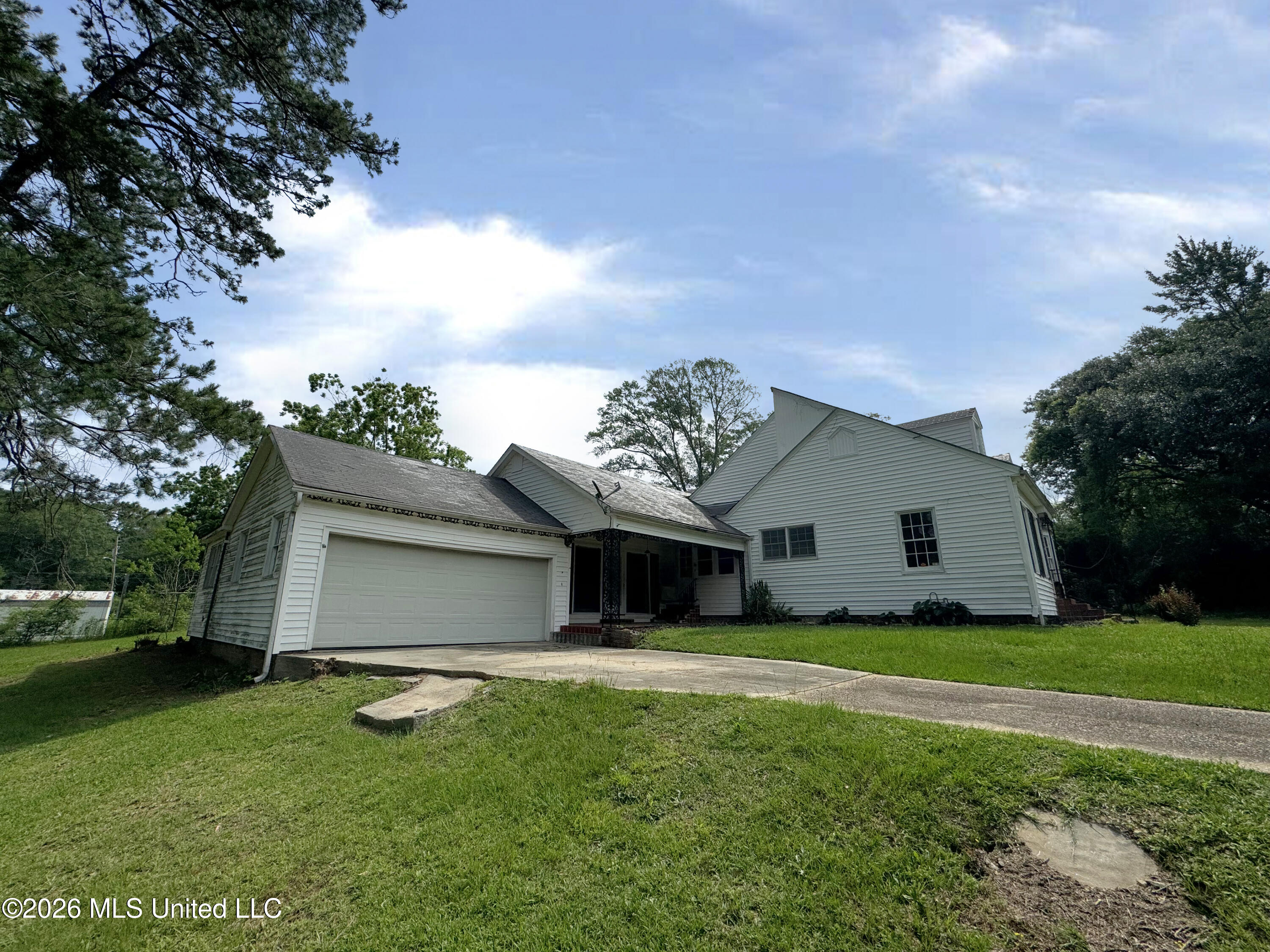 479 E Main Street