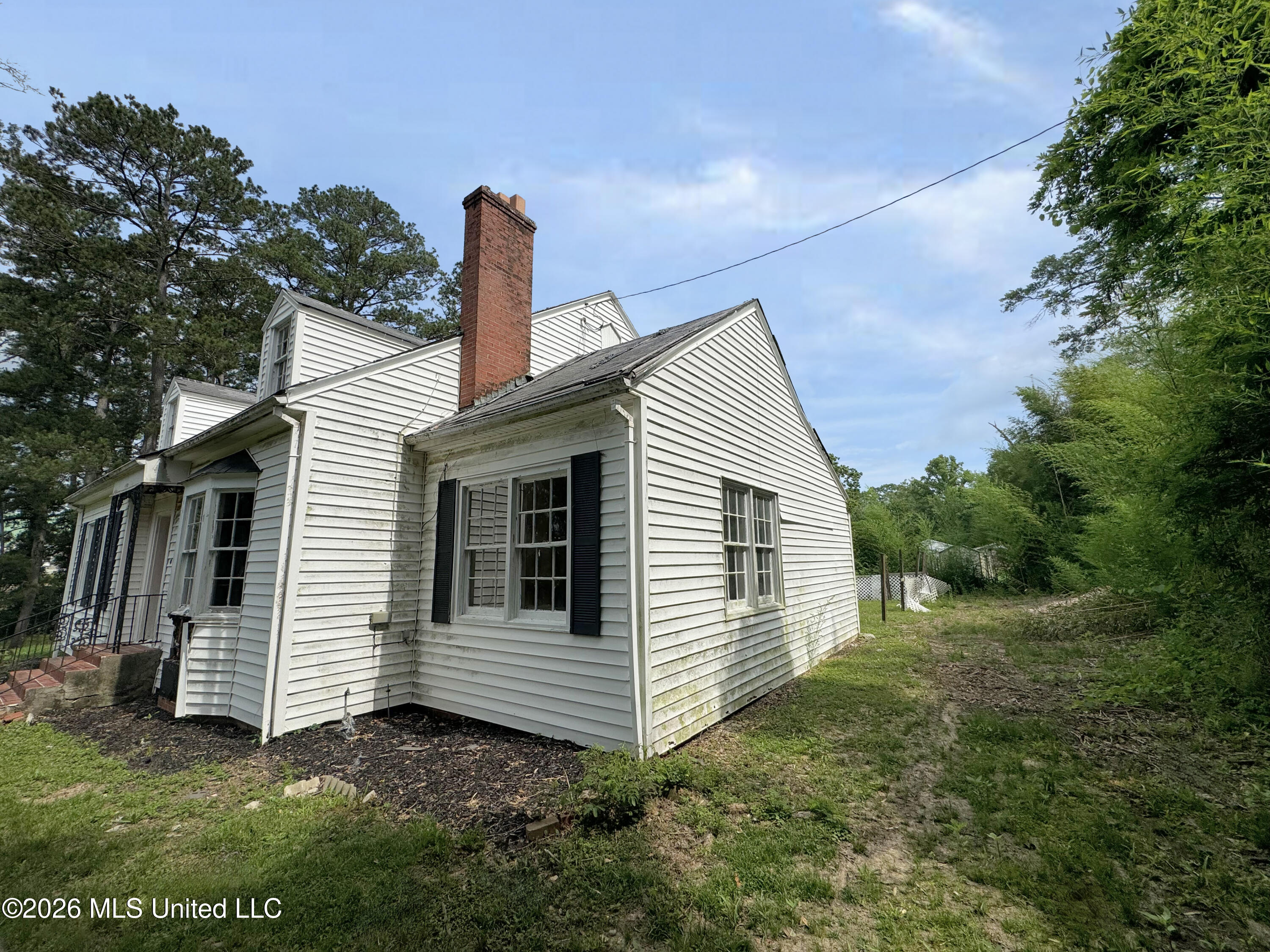479 E Main Street