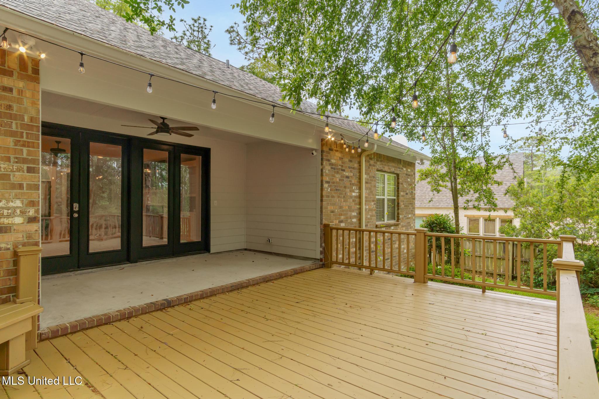 318 40th Place, Hattiesburg, Mississippi image 22