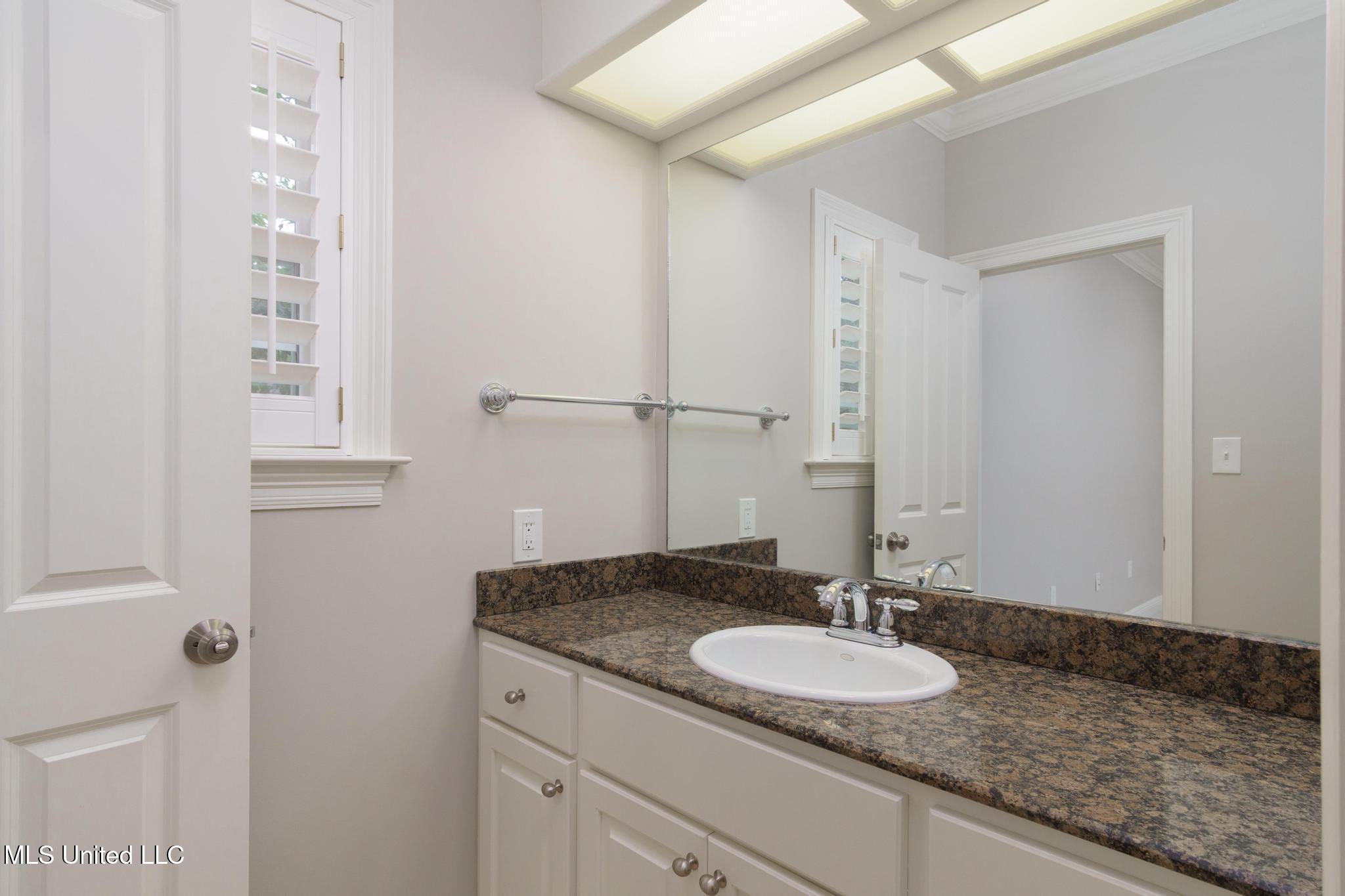 318 40th Place, Hattiesburg, Mississippi image 19