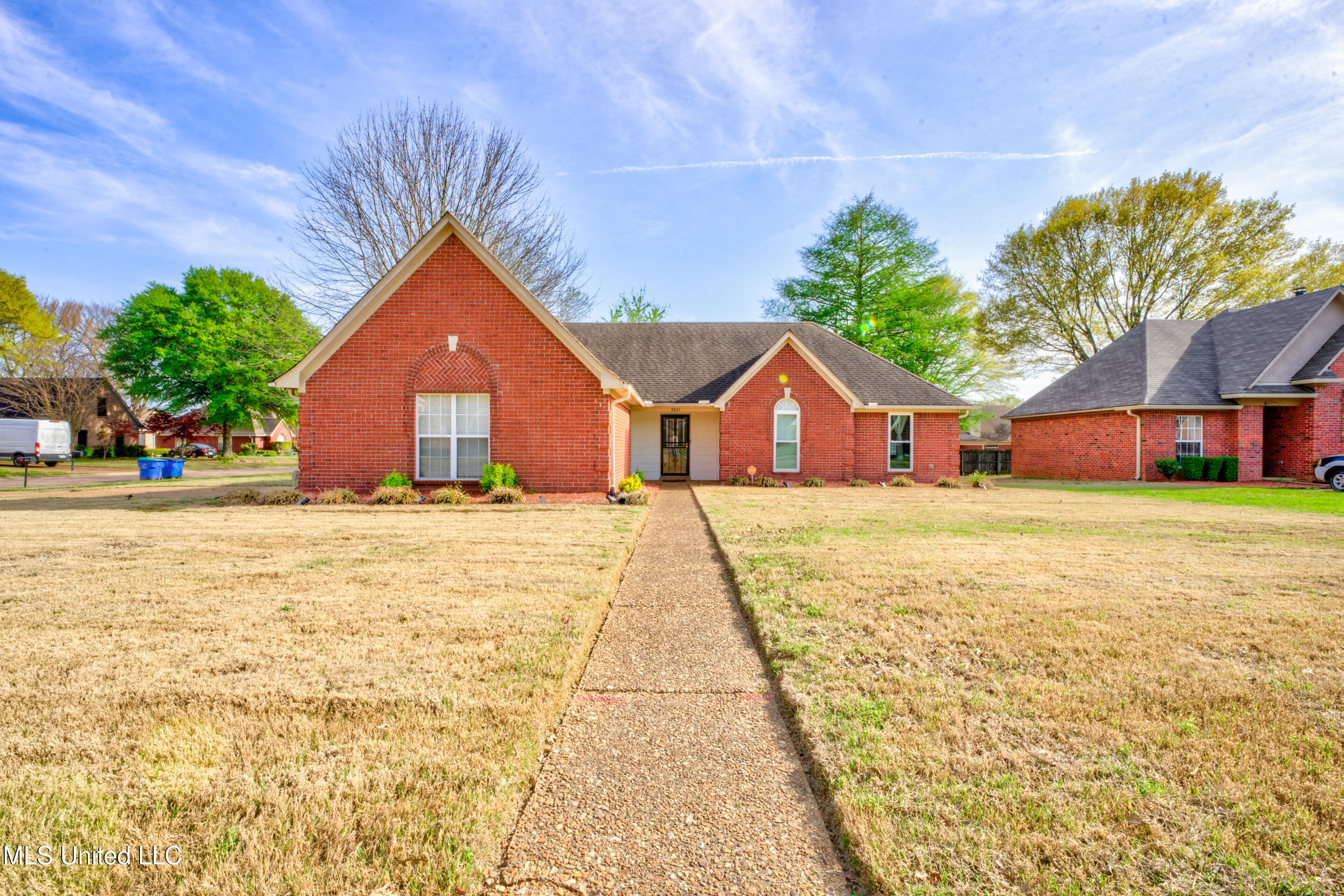 9631 N Meade Circle, Olive Branch, Mississippi image 1
