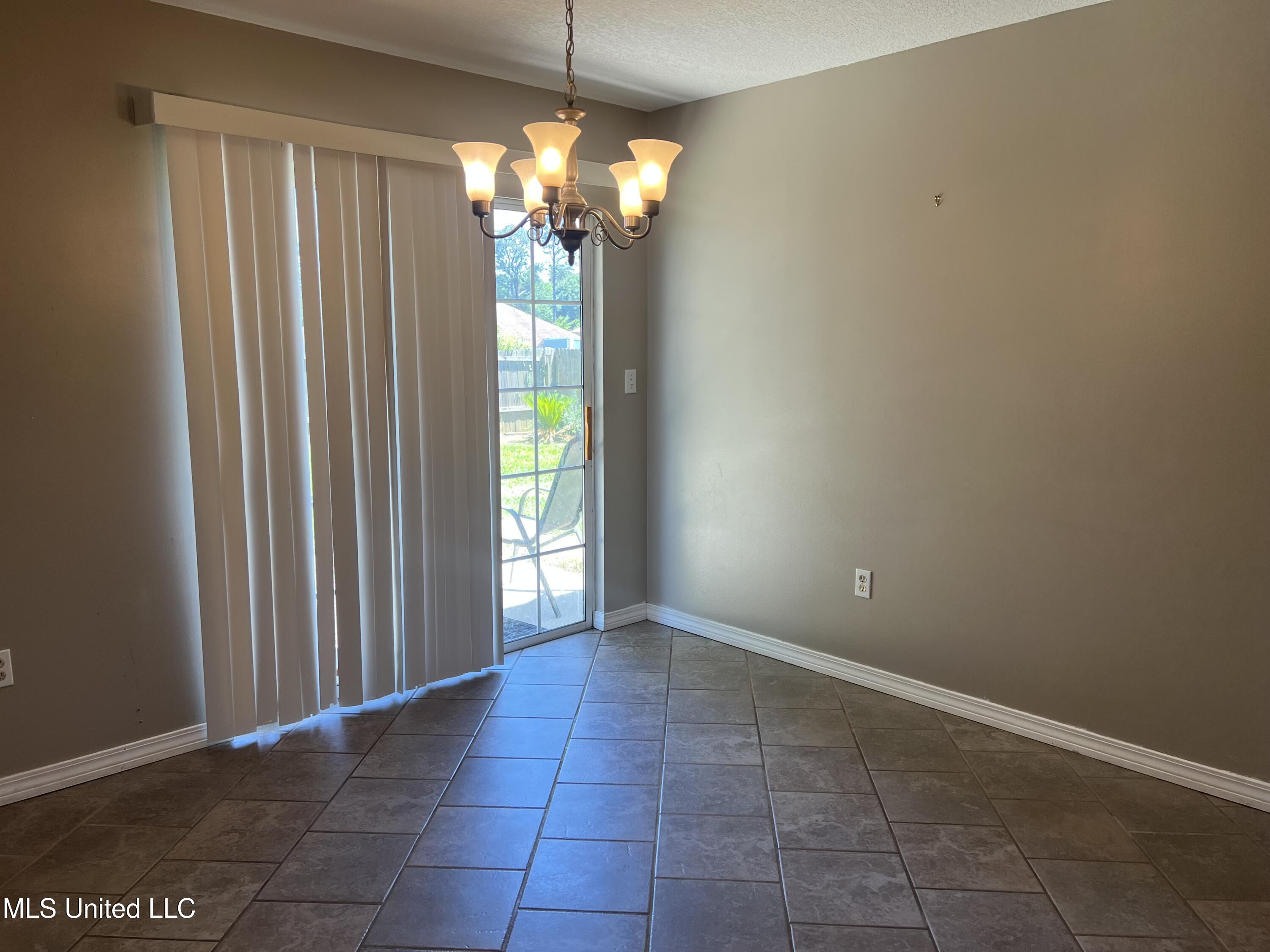 17259 Meadowbrook Drive, Gulfport, Mississippi image 16